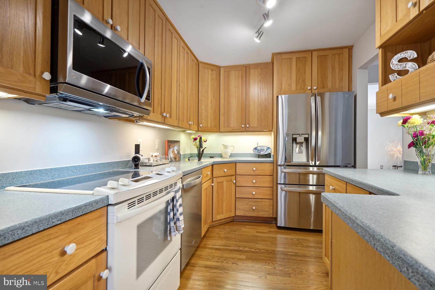 RUNNYMEADE - Residential