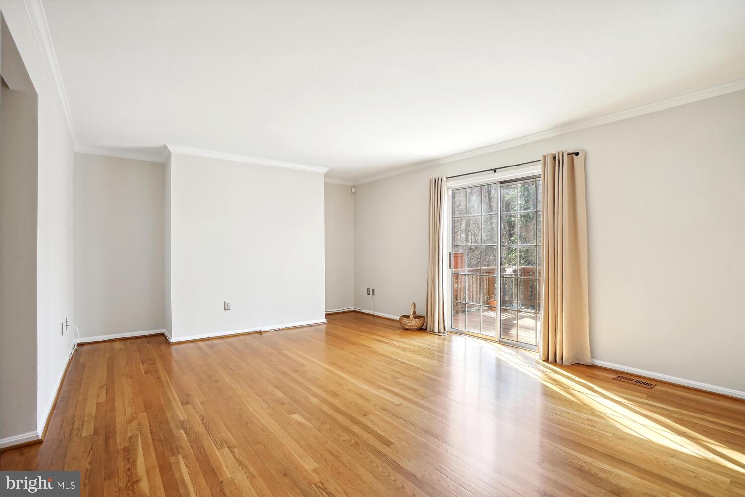 RUNNYMEADE - Residential