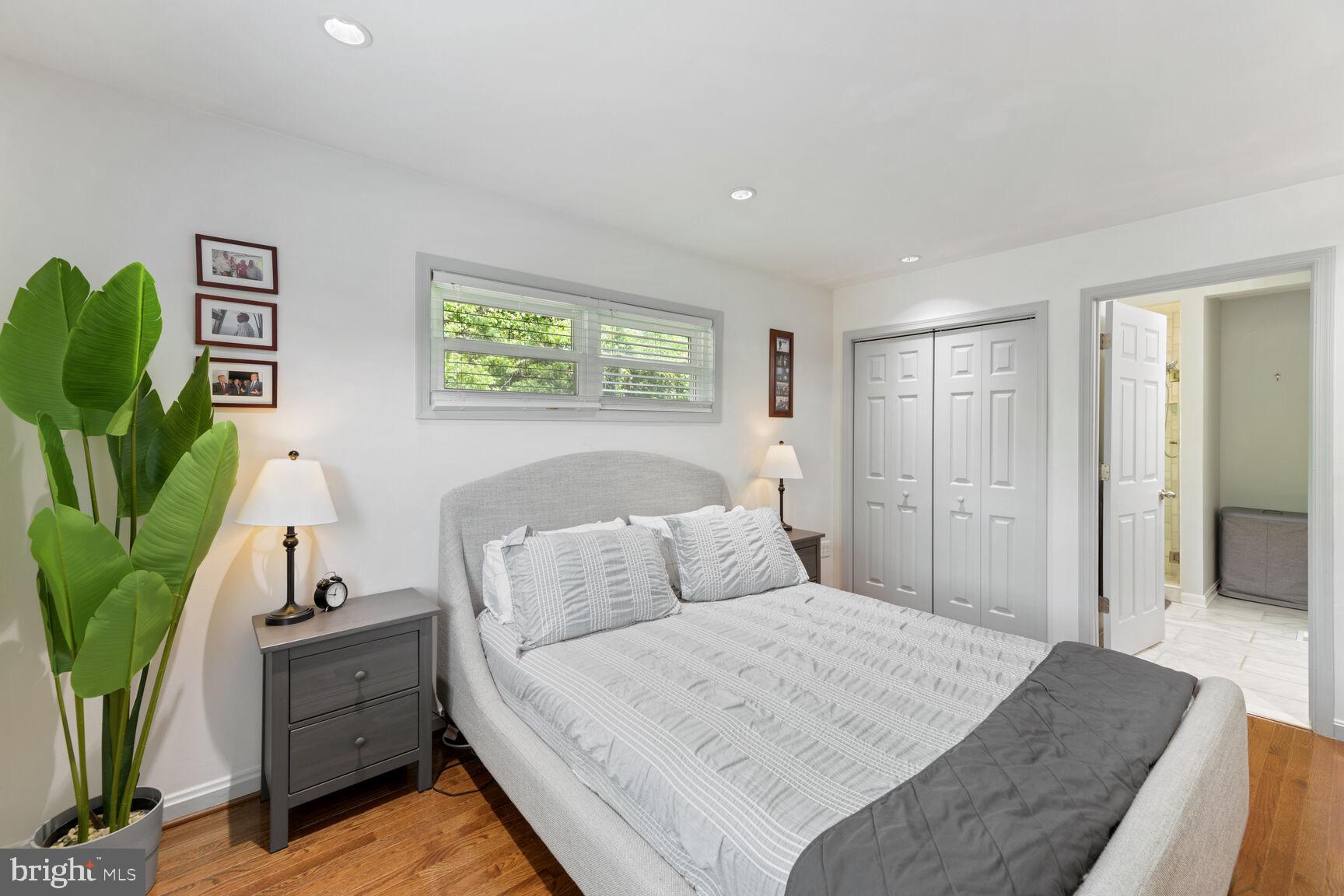 VIRGINIA HILLS - Residential