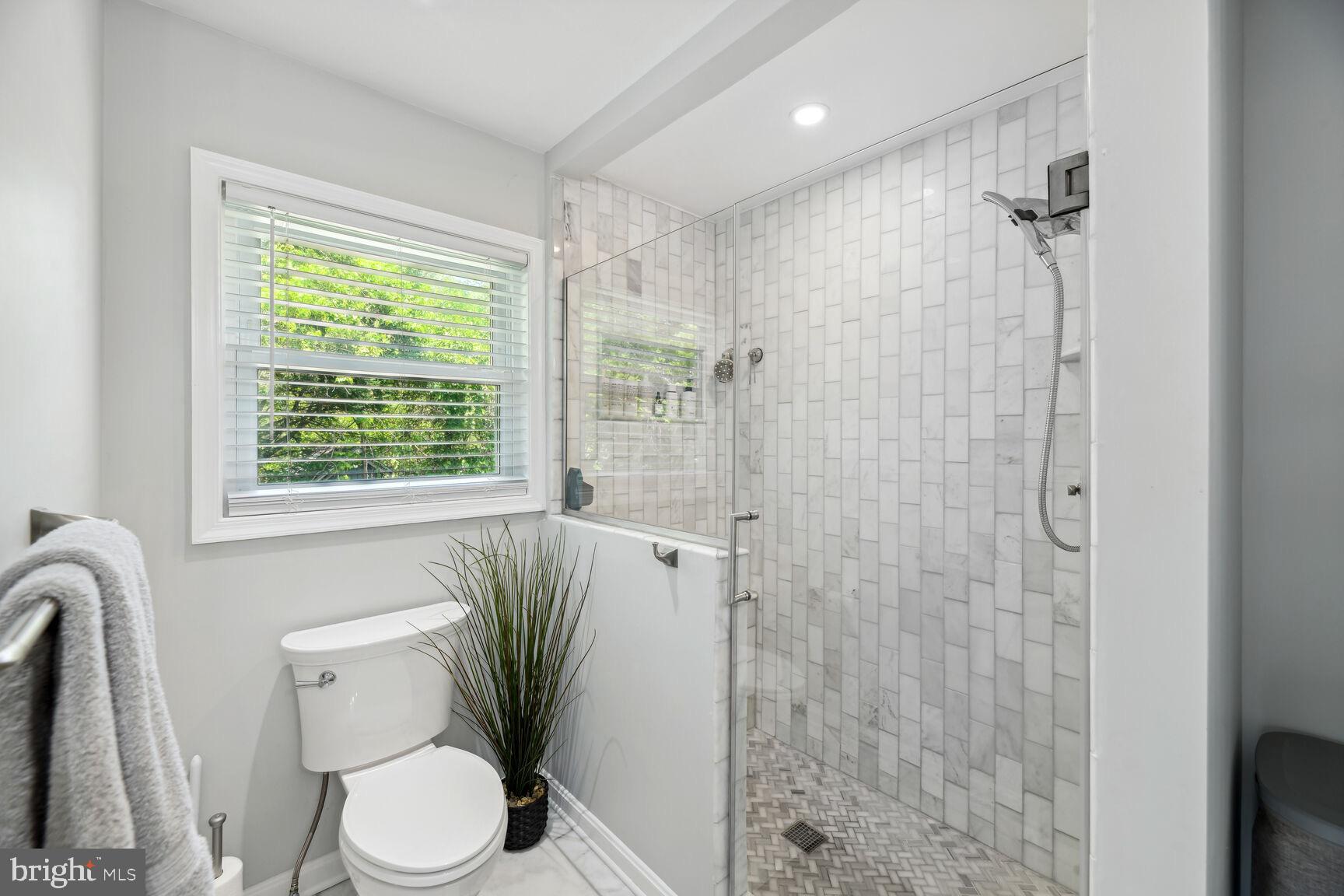 VIRGINIA HILLS - Residential