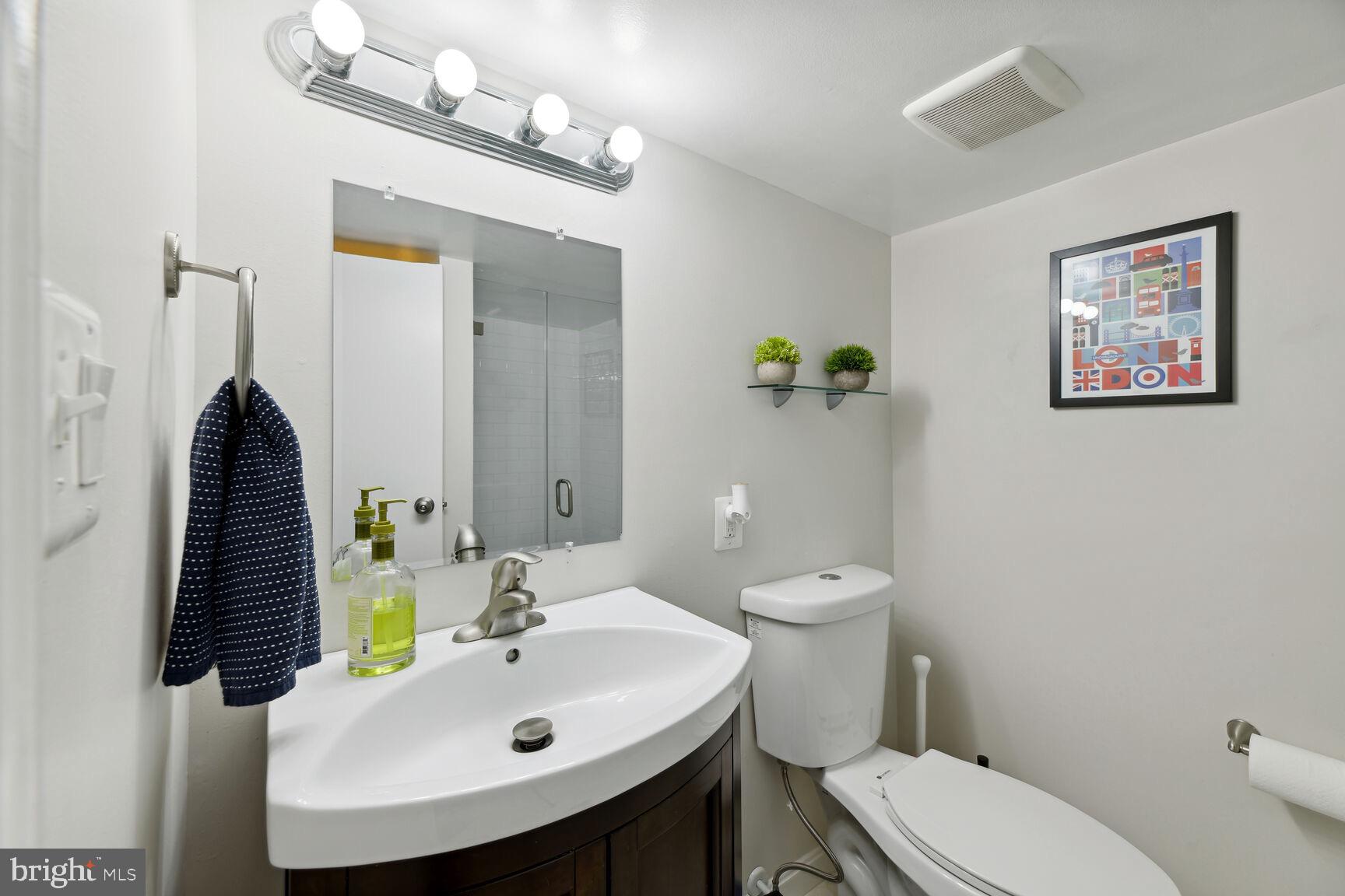 VIRGINIA HILLS - Residential