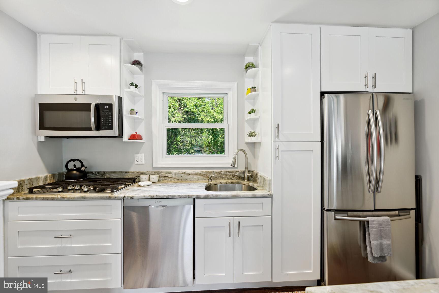 VIRGINIA HILLS - Residential