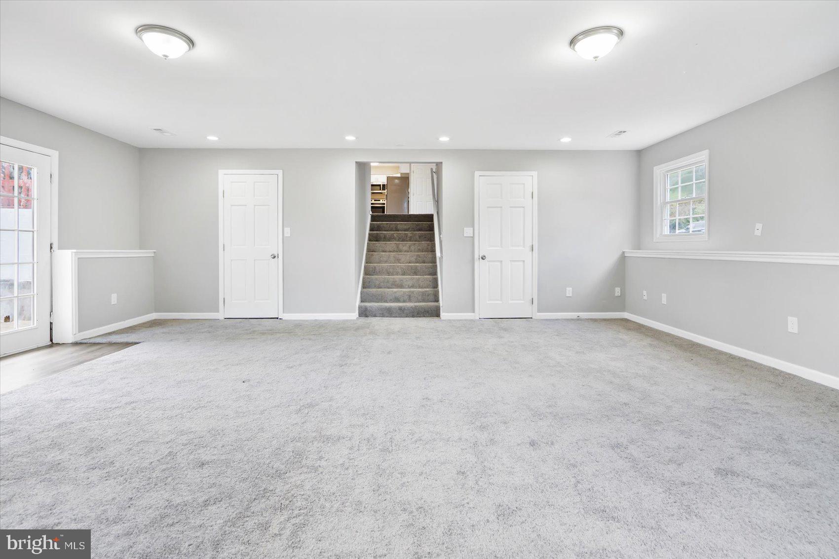 ELKTON - Residential