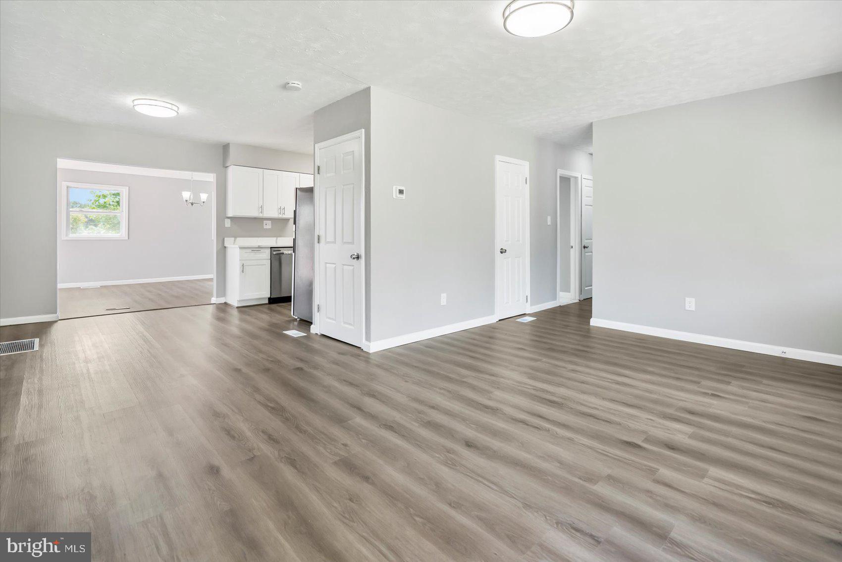 ELKTON - Residential