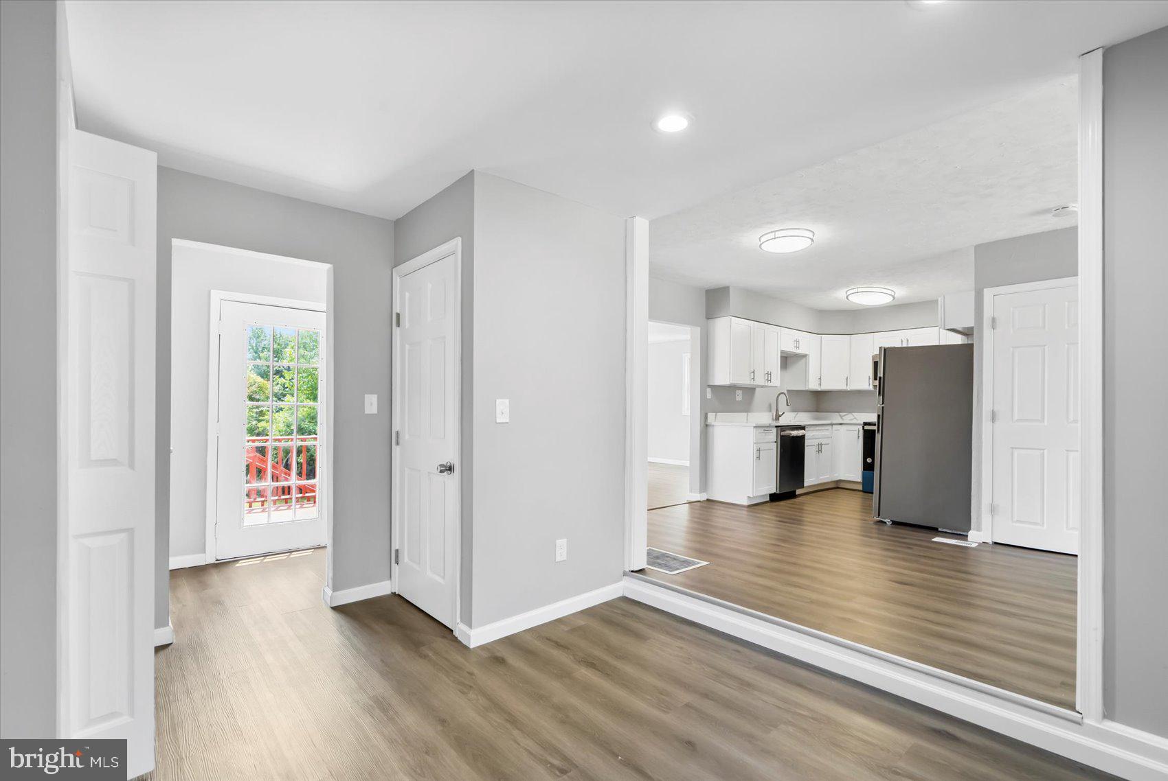 ELKTON - Residential