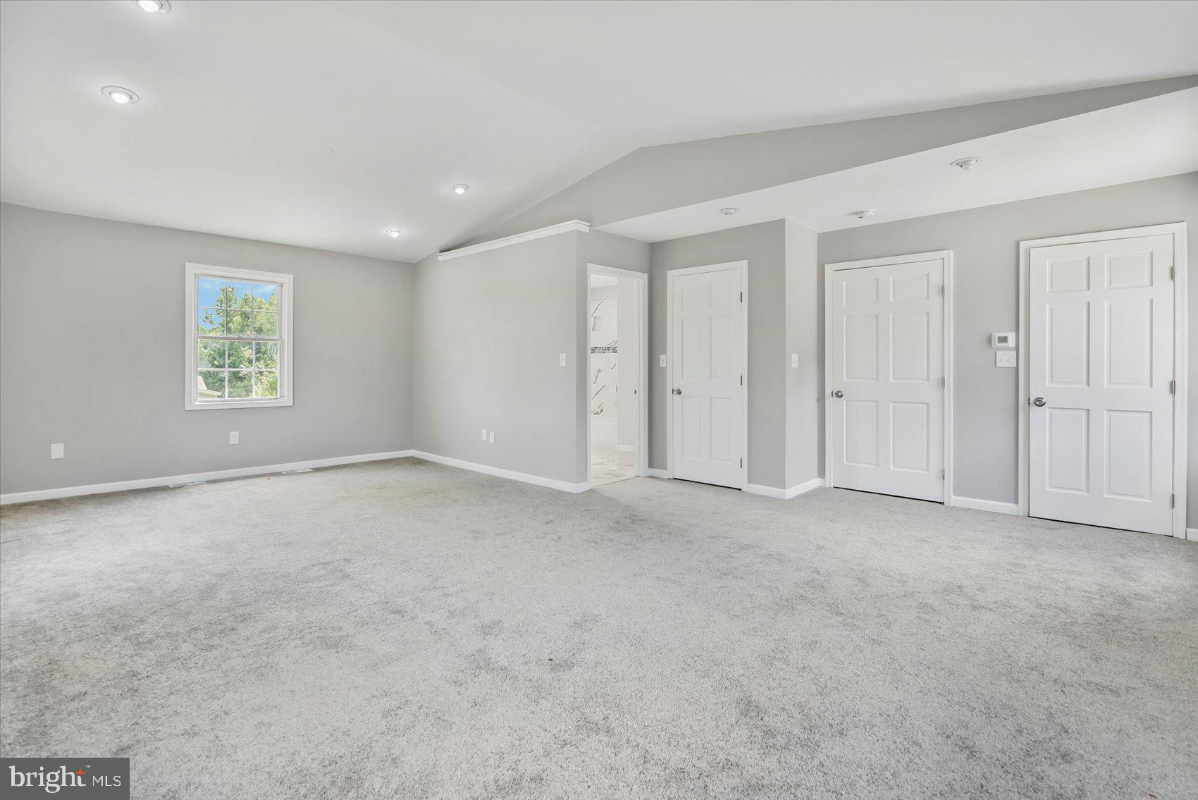 ELKTON - Residential