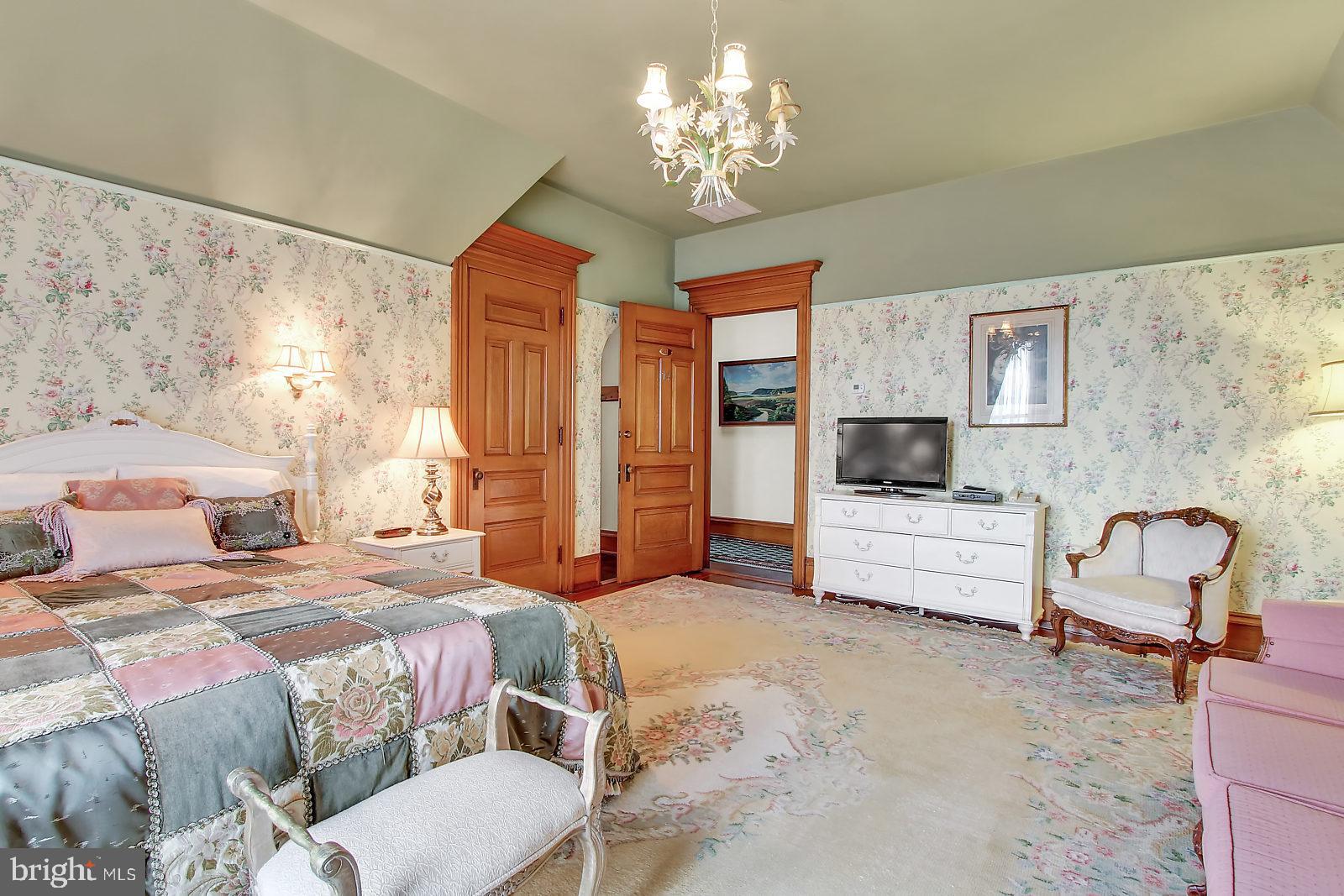 CENTRE PARK HISTOR - Residential