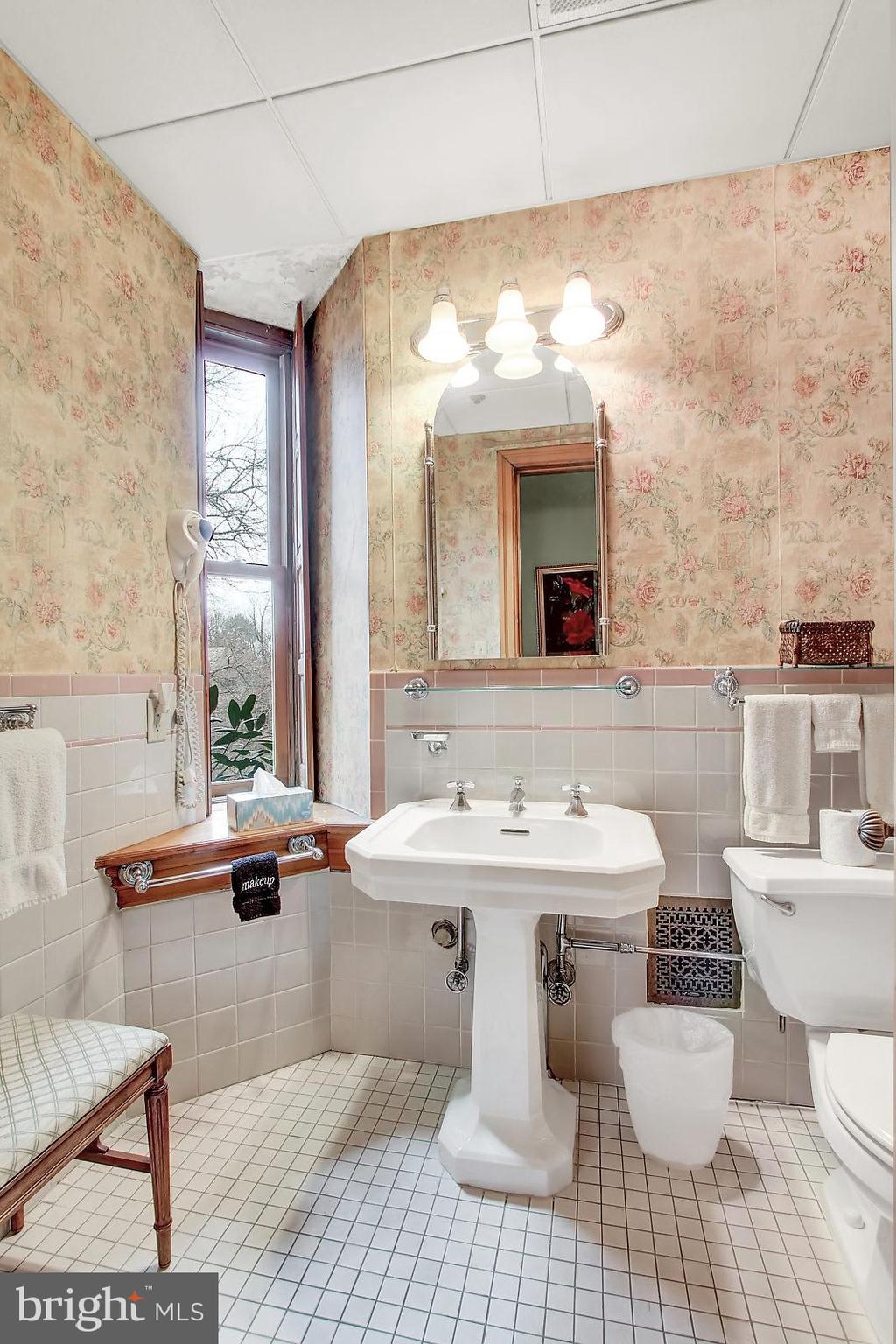 CENTRE PARK HISTOR - Residential