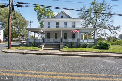 Homes For Sale - 121 E Central Avenue<br/> FEDERALSBURG, MD 21632