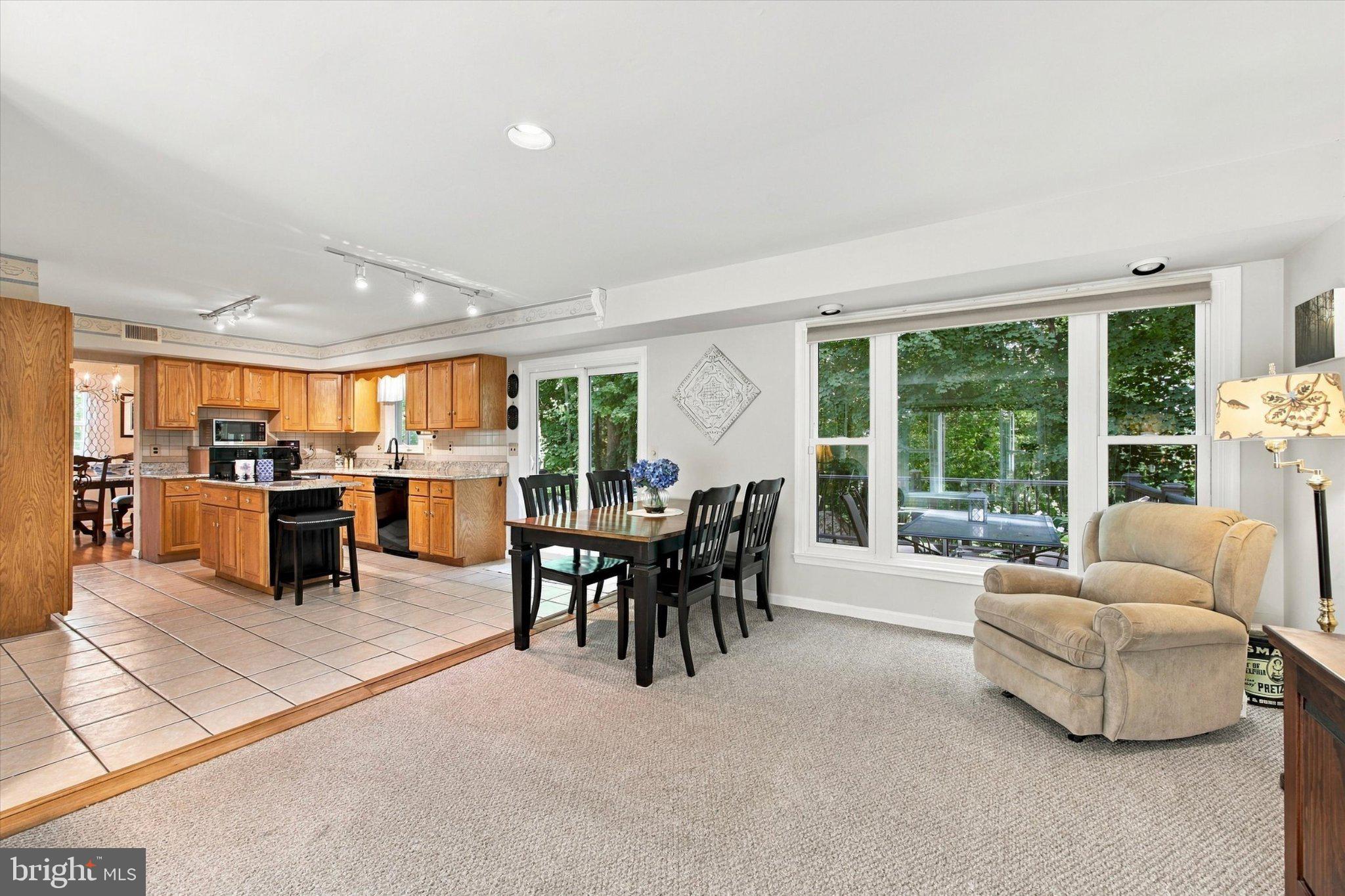 6 HARROW CIRCLE