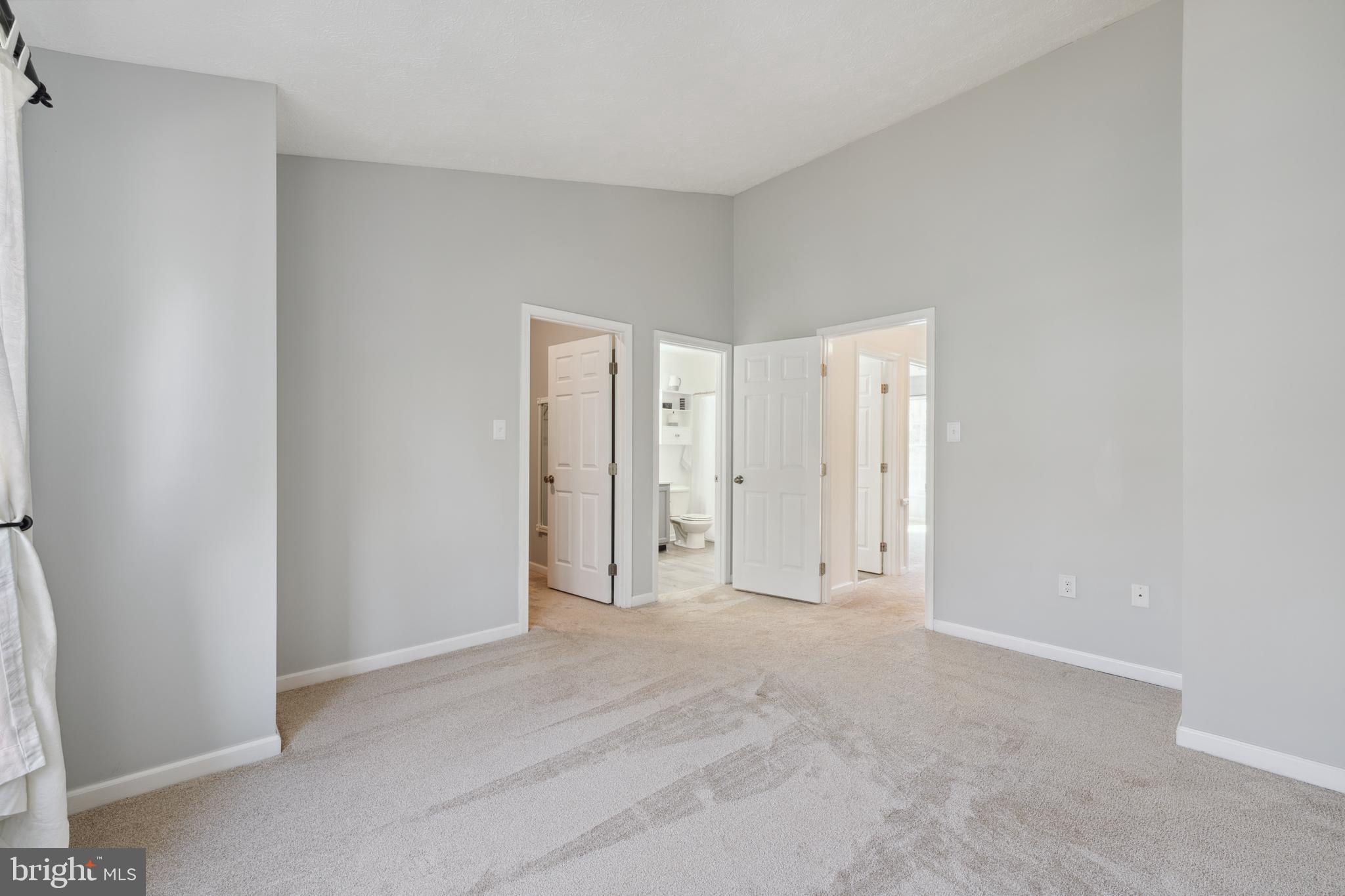 RUSSETT - Residential