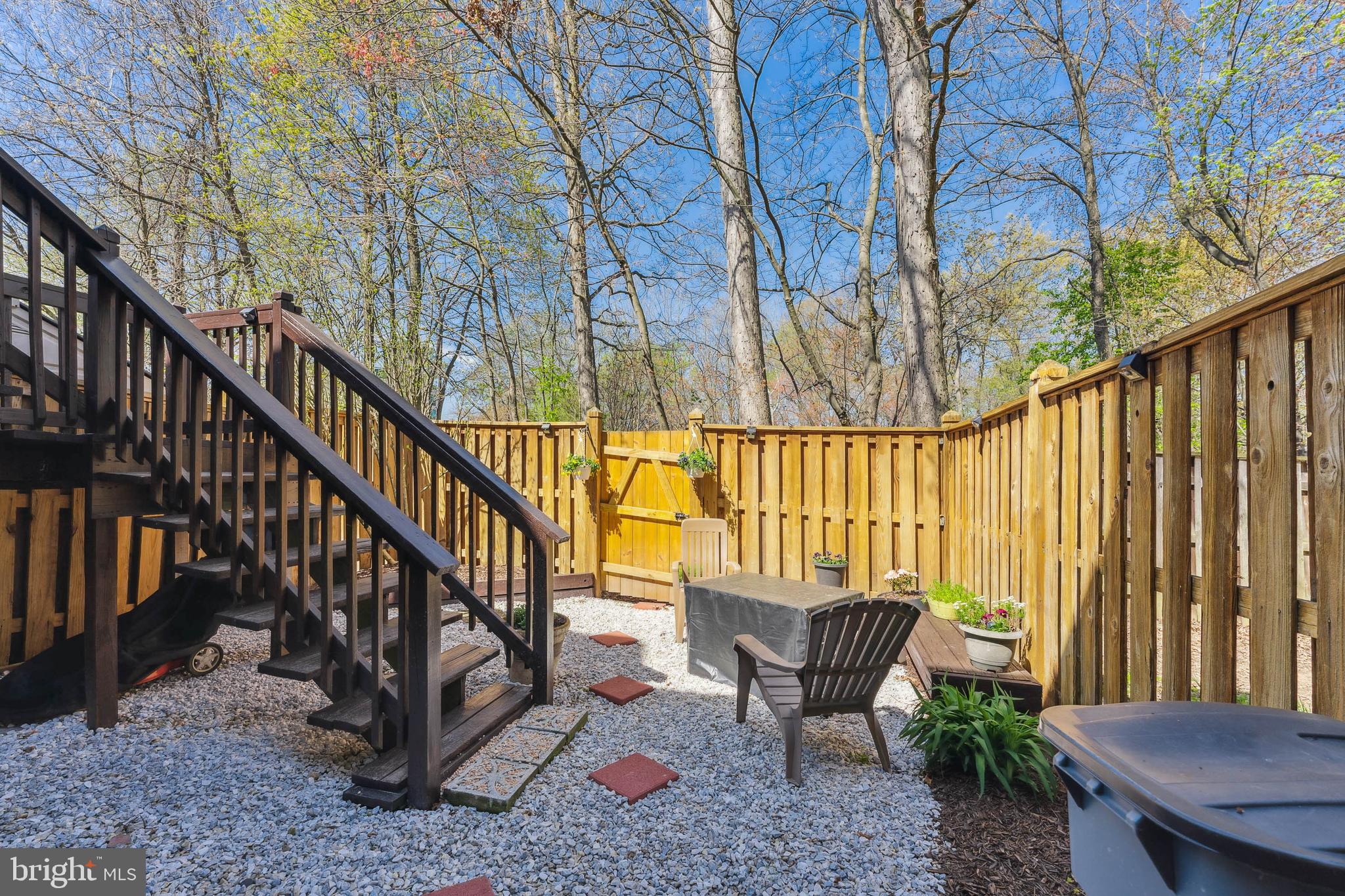 RUSSETT - Residential