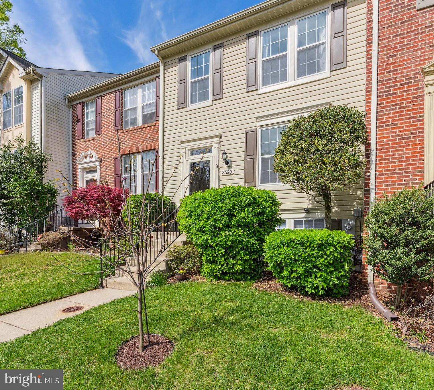 RUSSETT - Residential