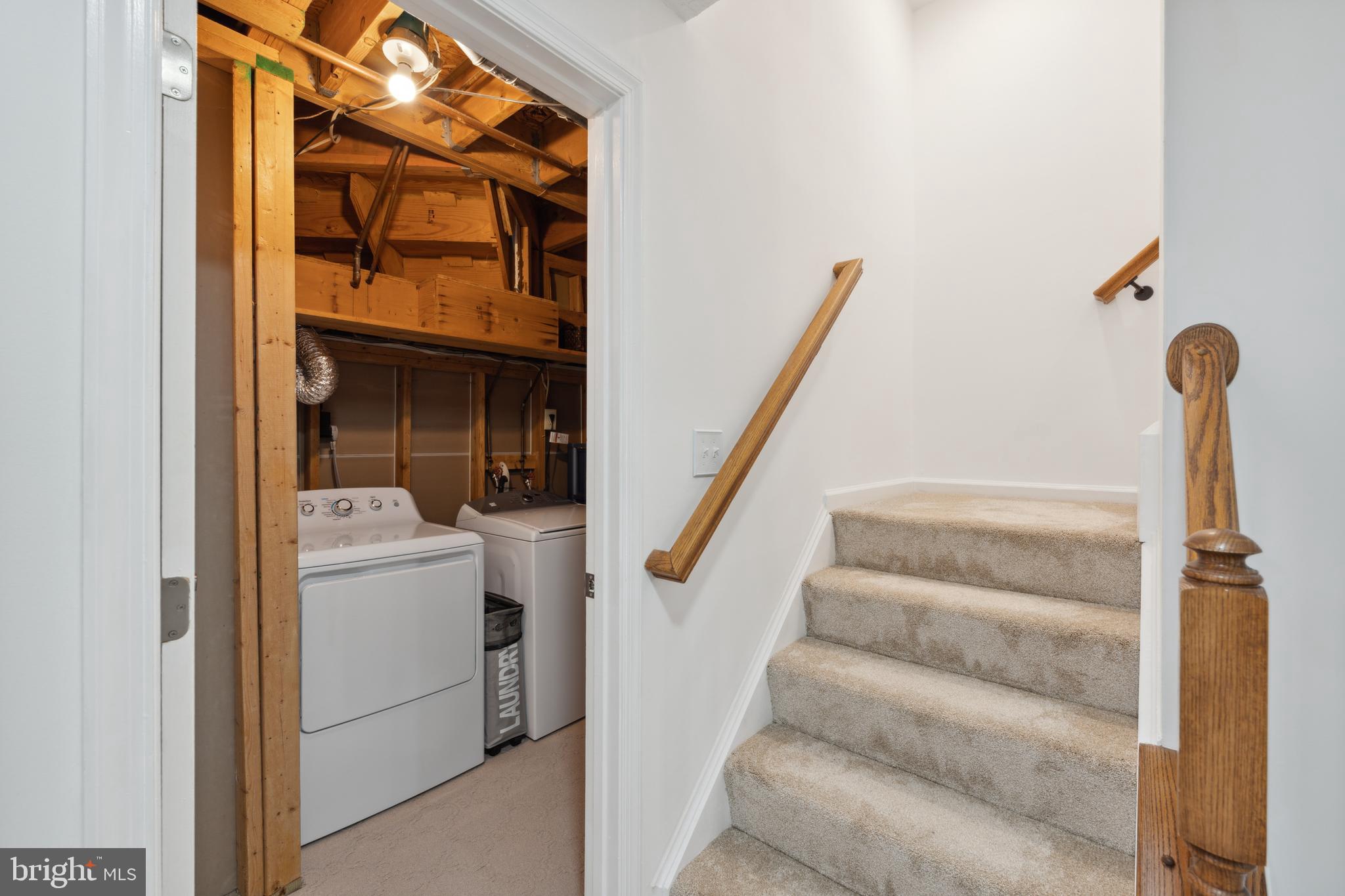 RUSSETT - Residential