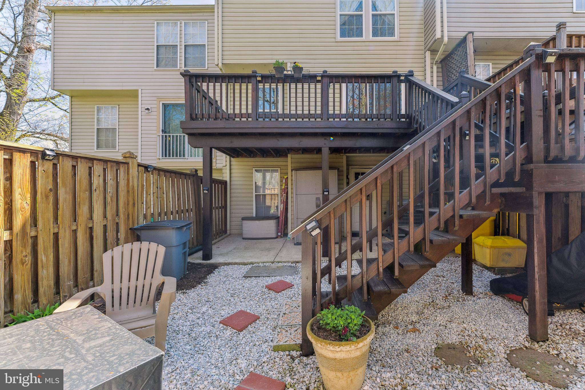 RUSSETT - Residential