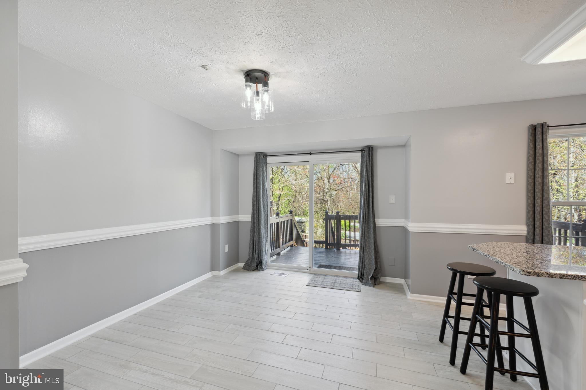 RUSSETT - Residential