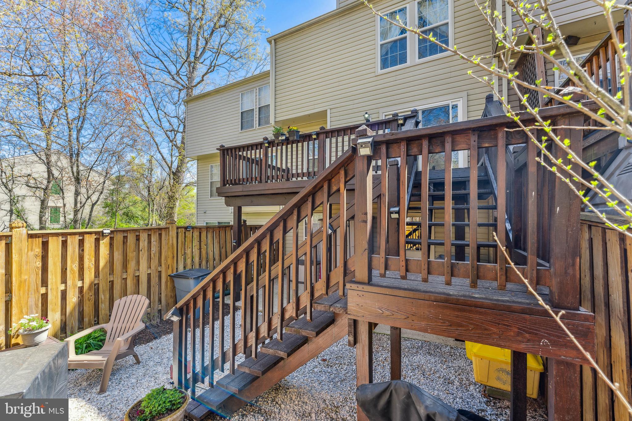 RUSSETT - Residential