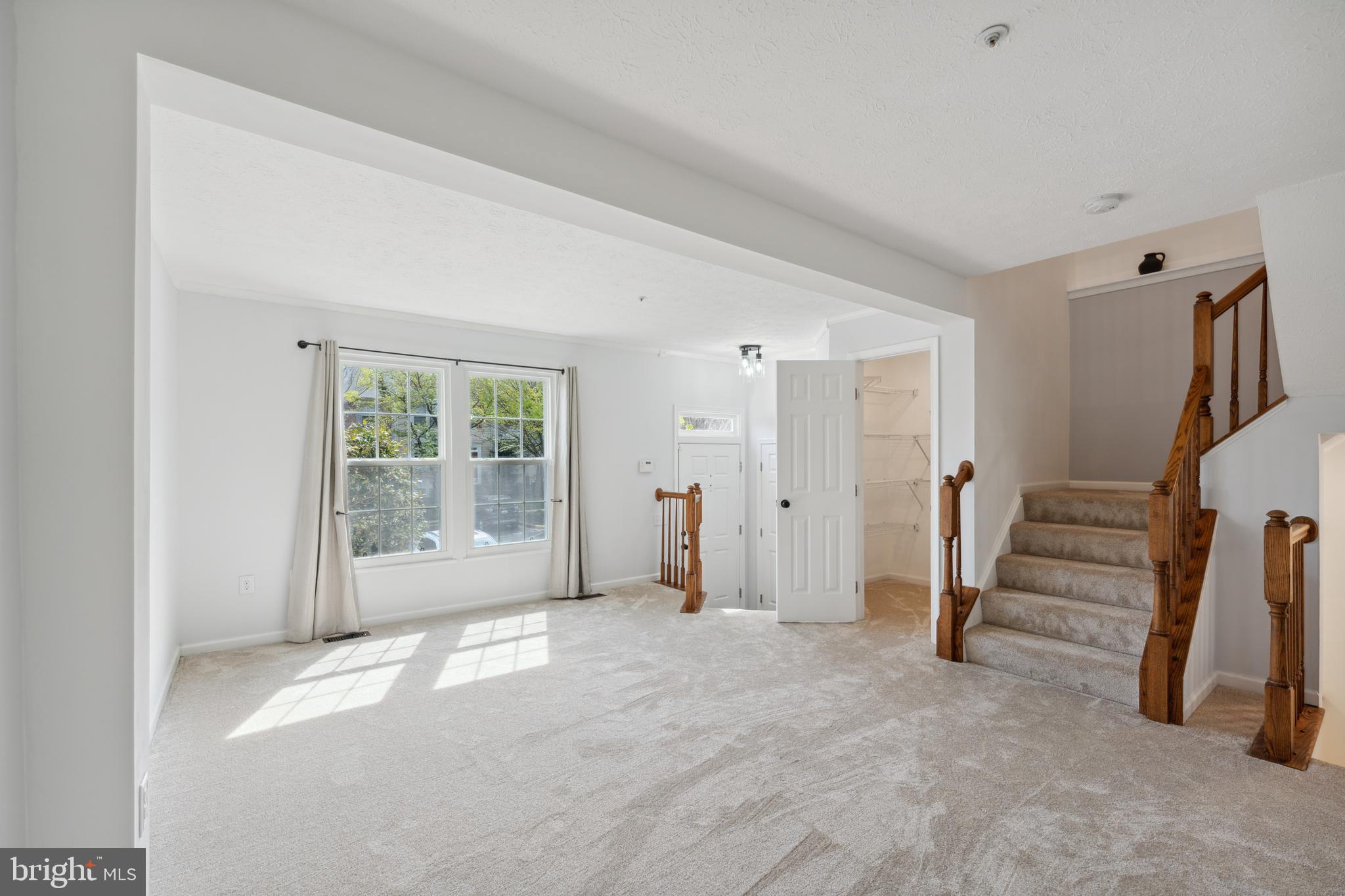 RUSSETT - Residential