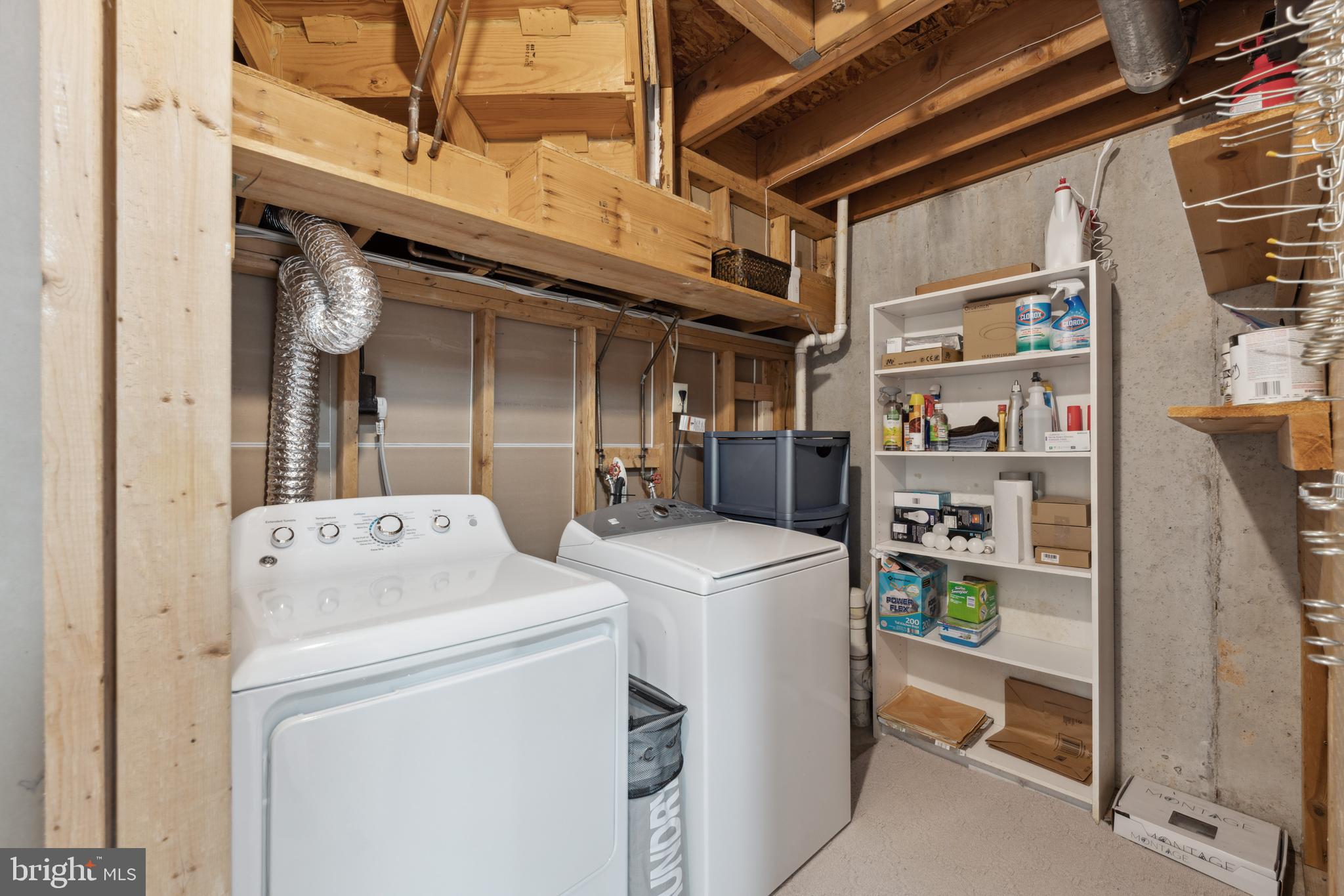 RUSSETT - Residential