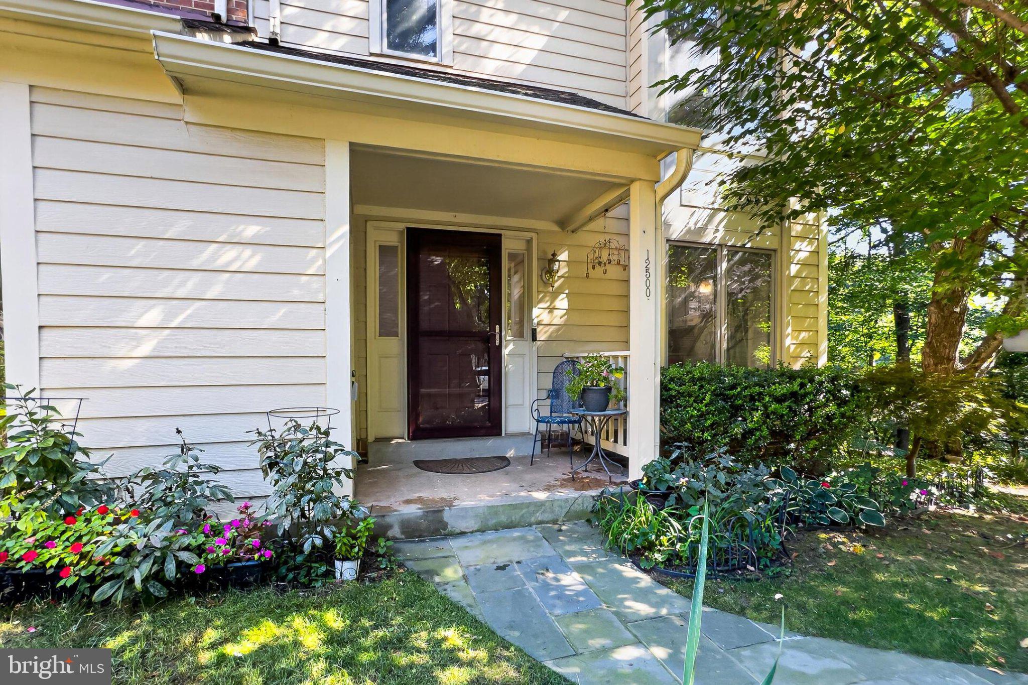 12500 N LAKE COURT