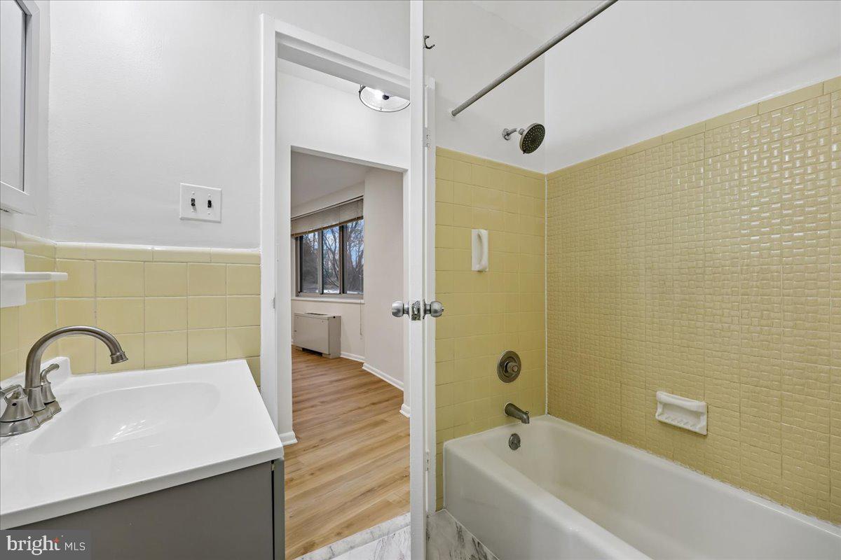 GROSVENOR PARK - Residential