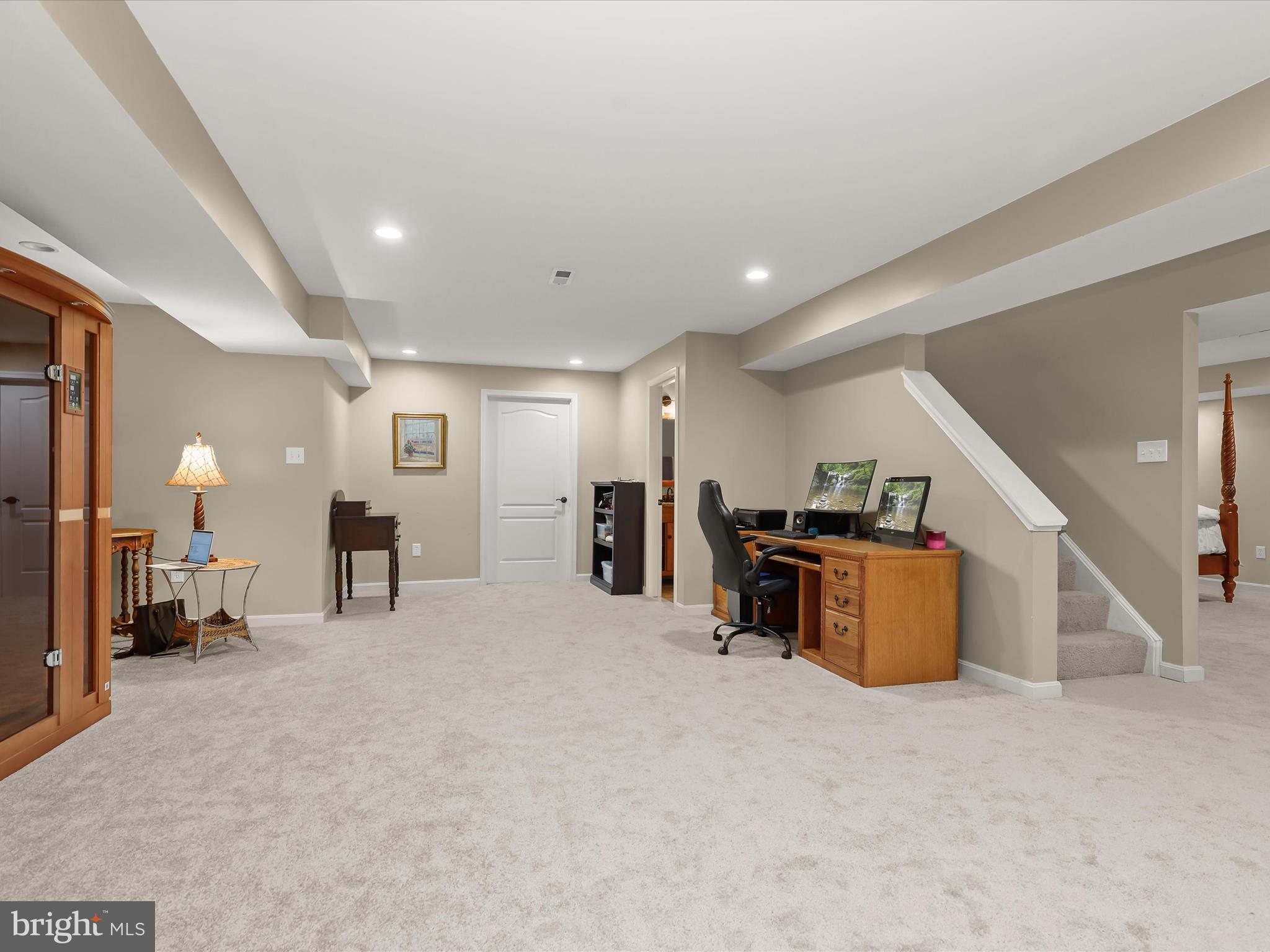 WELLINGTON WEST - Residential