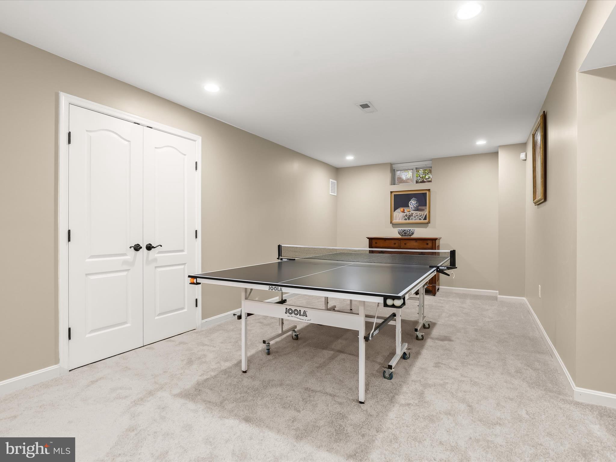 WELLINGTON WEST - Residential