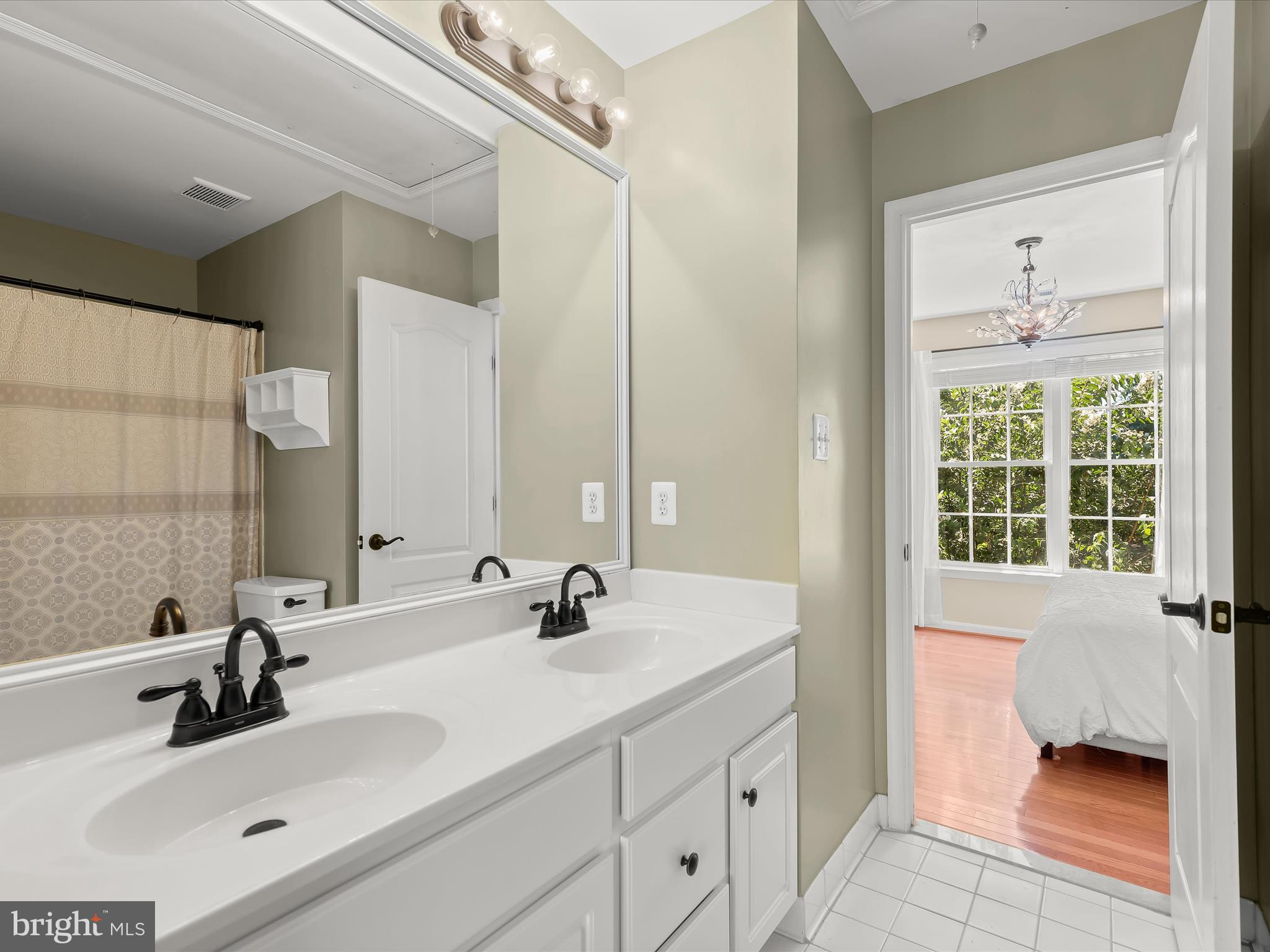 WELLINGTON WEST - Residential