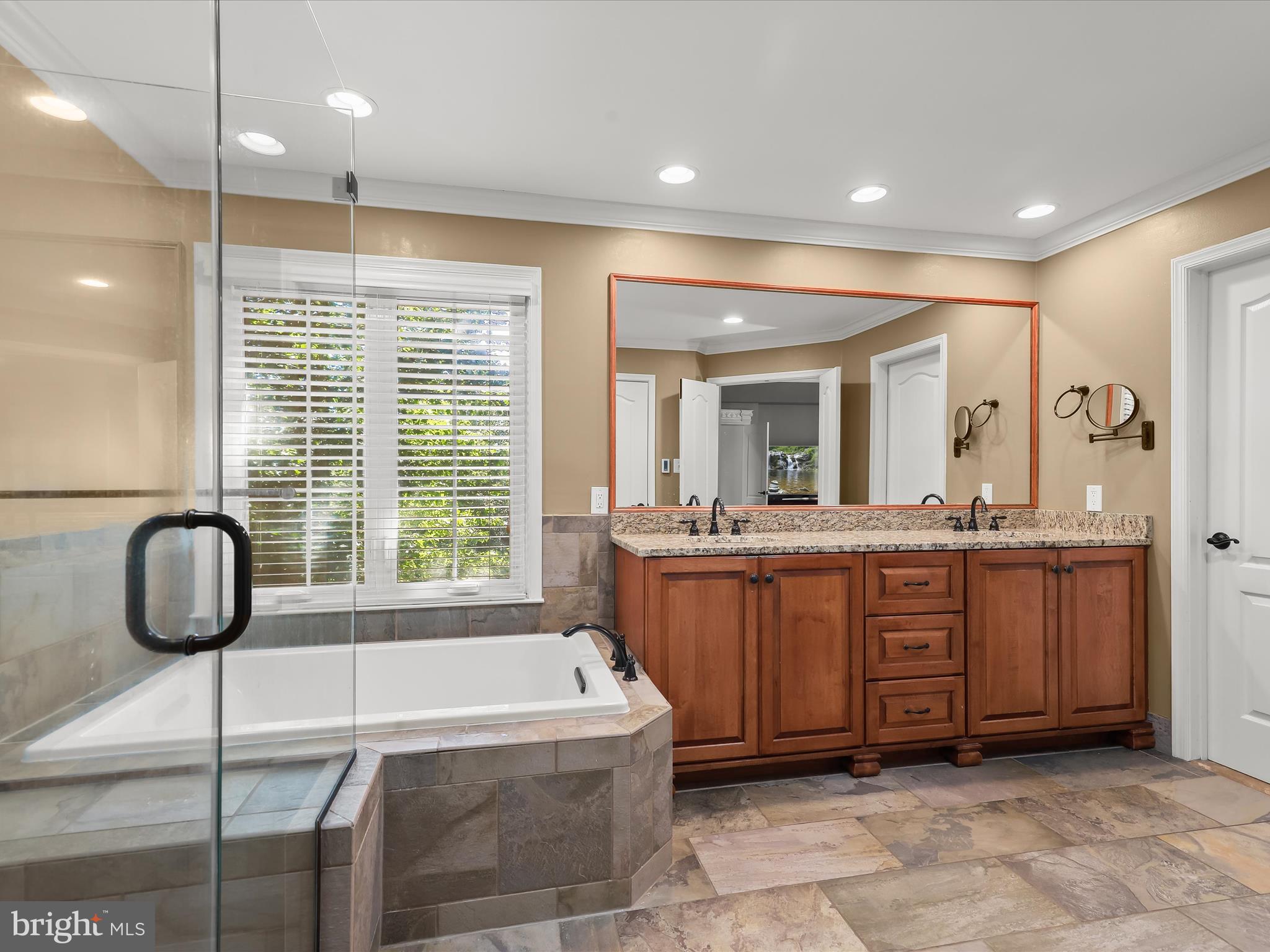 WELLINGTON WEST - Residential