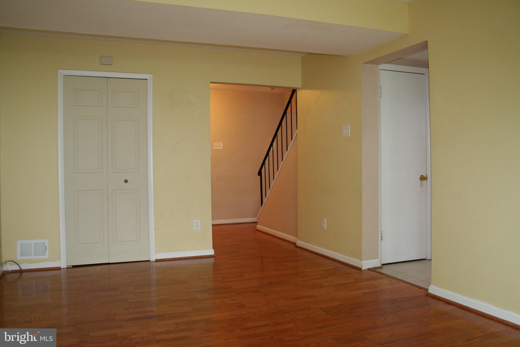 PROVINCES - Residential Lease