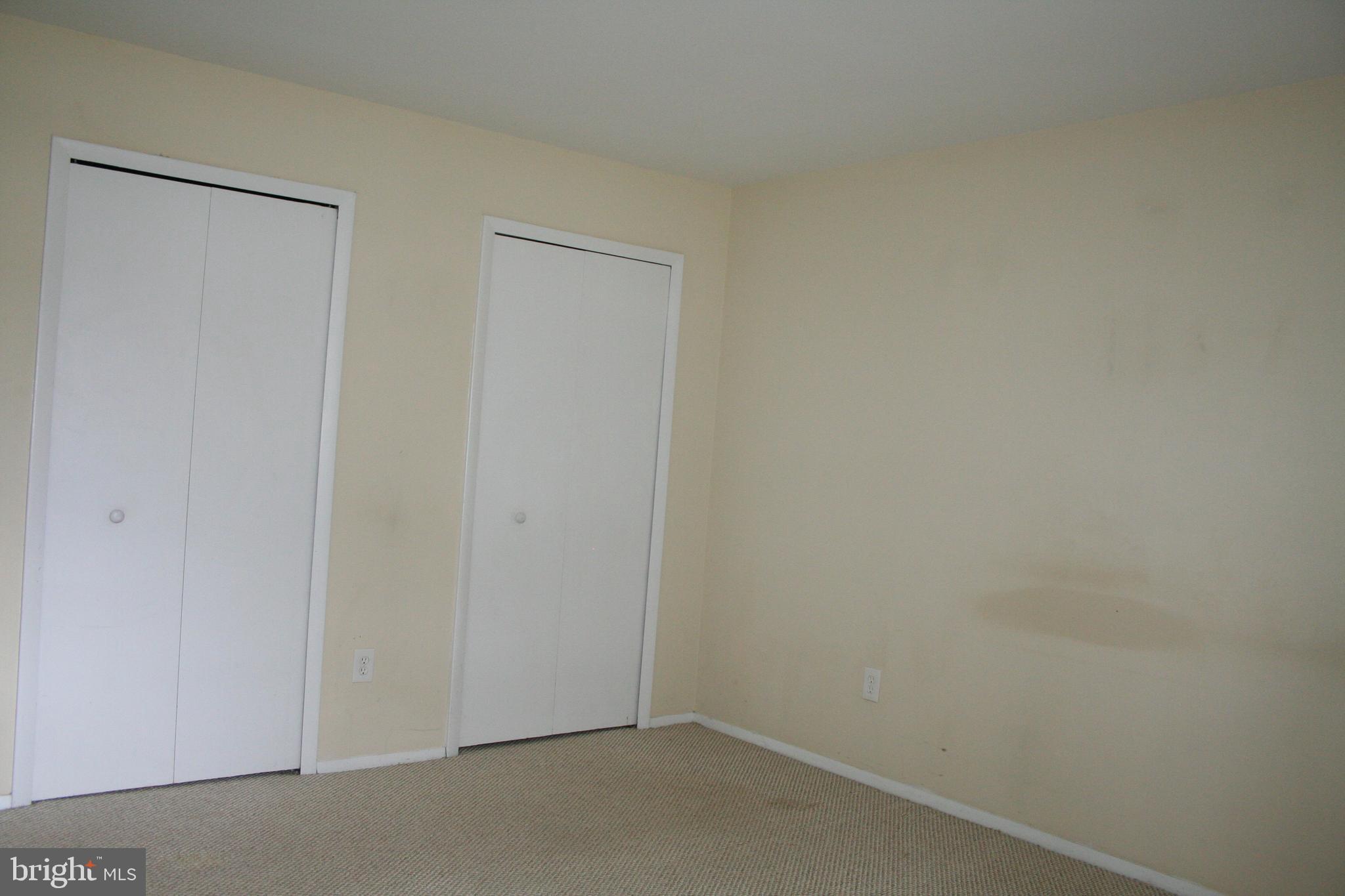 PROVINCES - Residential Lease