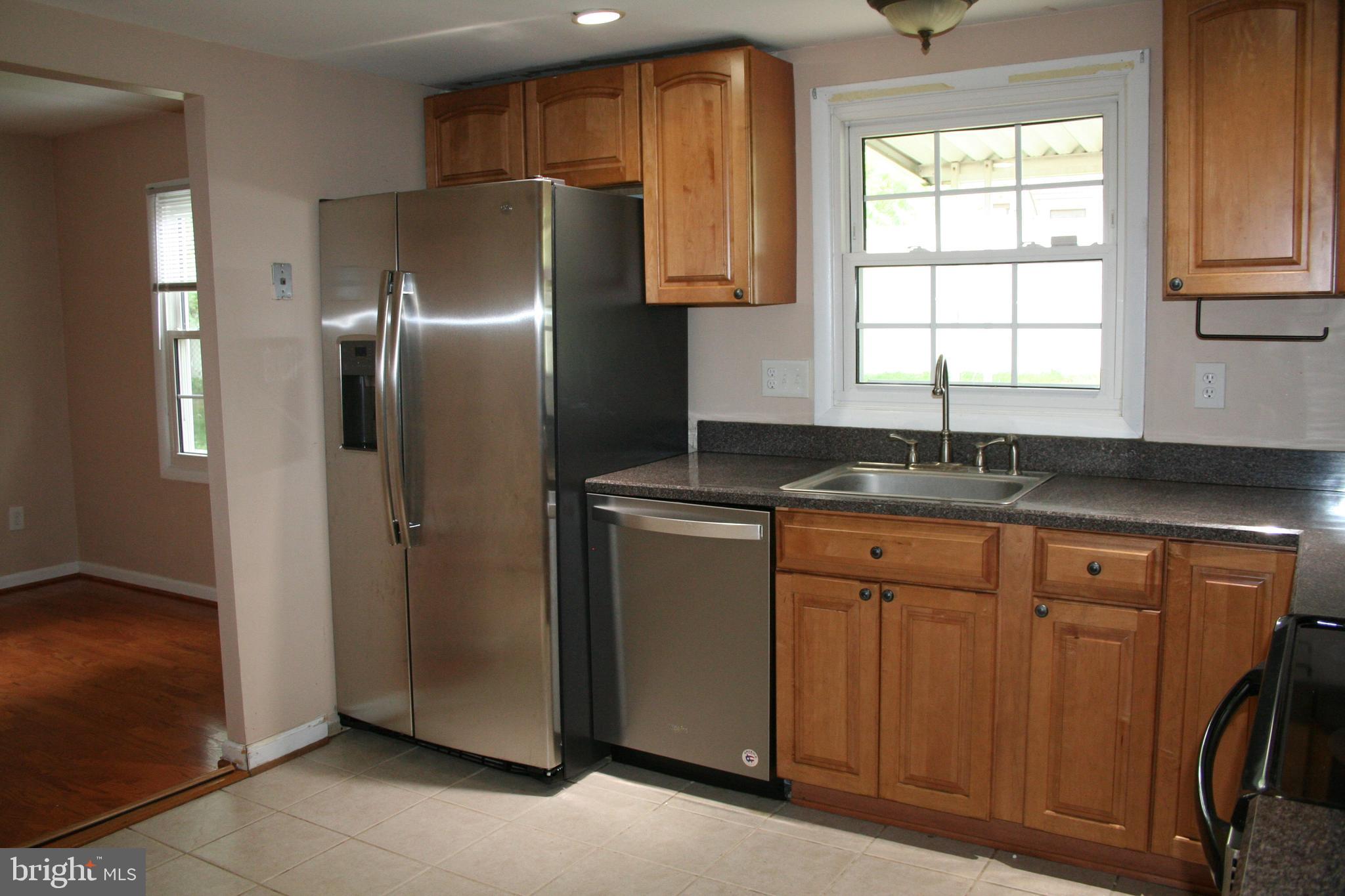 PROVINCES - Residential Lease