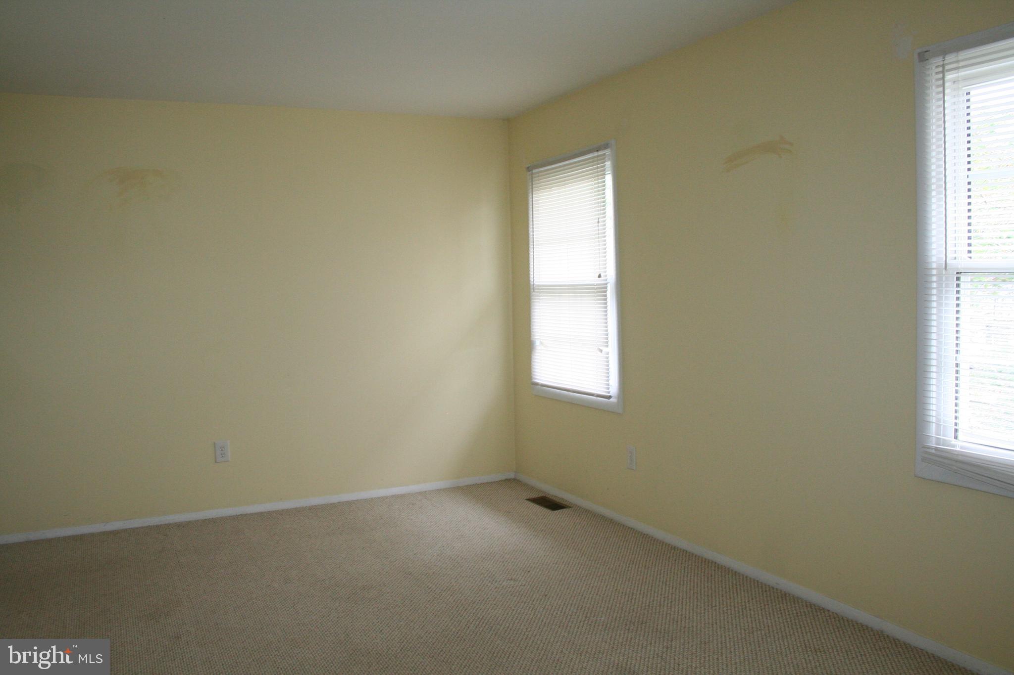 PROVINCES - Residential Lease