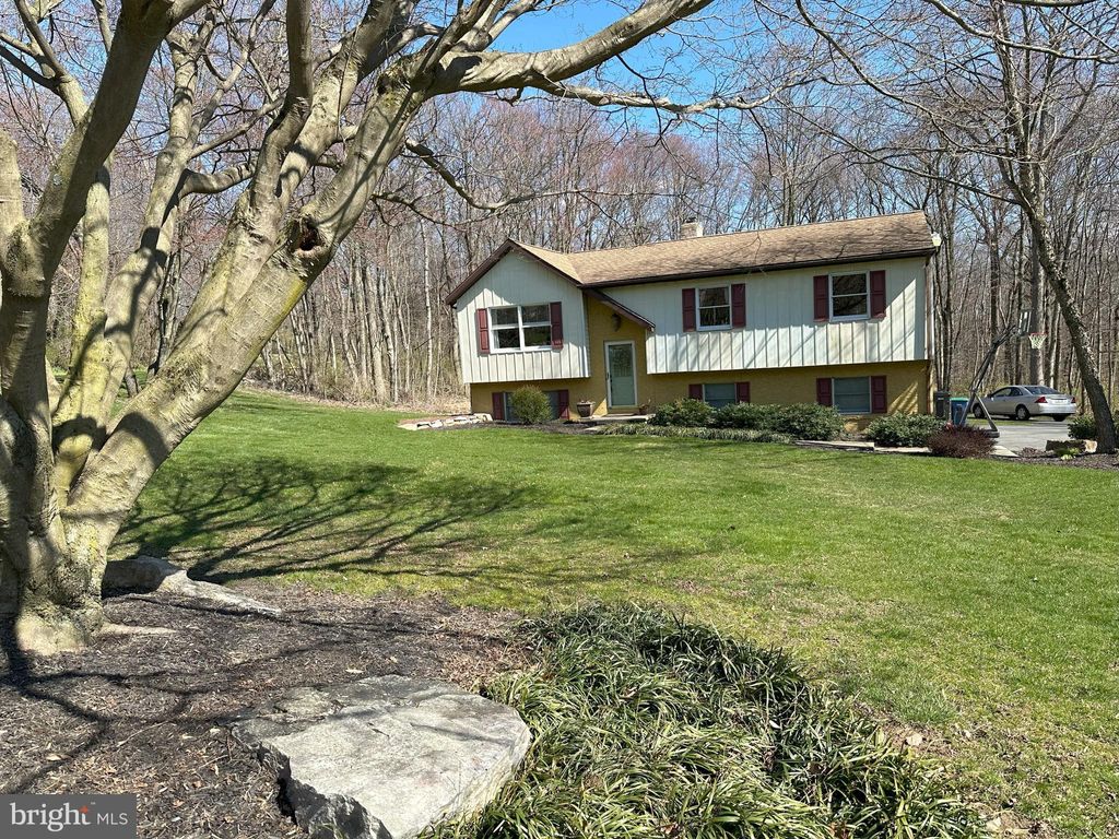 Photo of 935 Glorry Lane, Narvon, PA 17555 (MLS # PALA2048860)