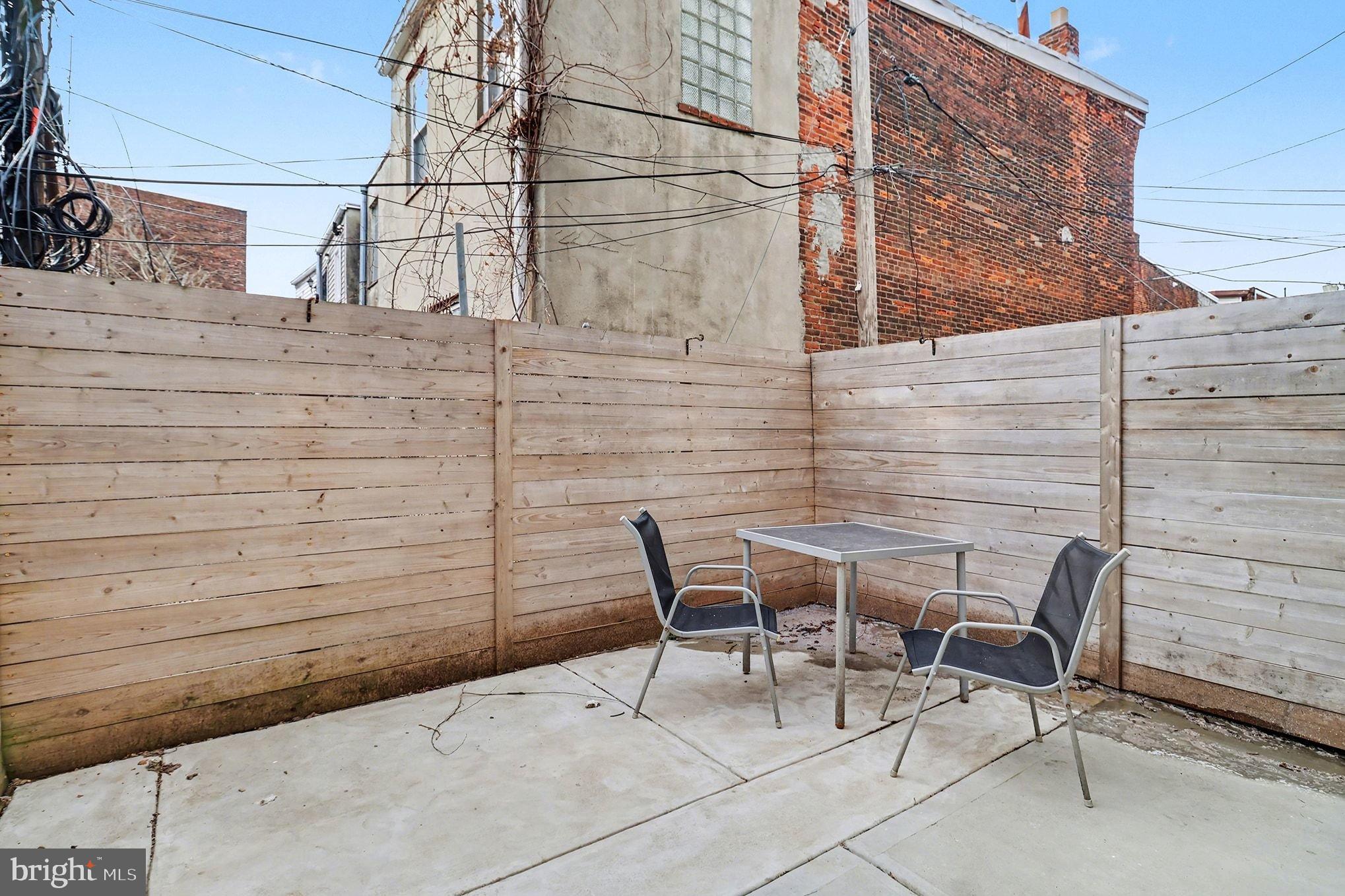 FAIRMOUNT - Residential