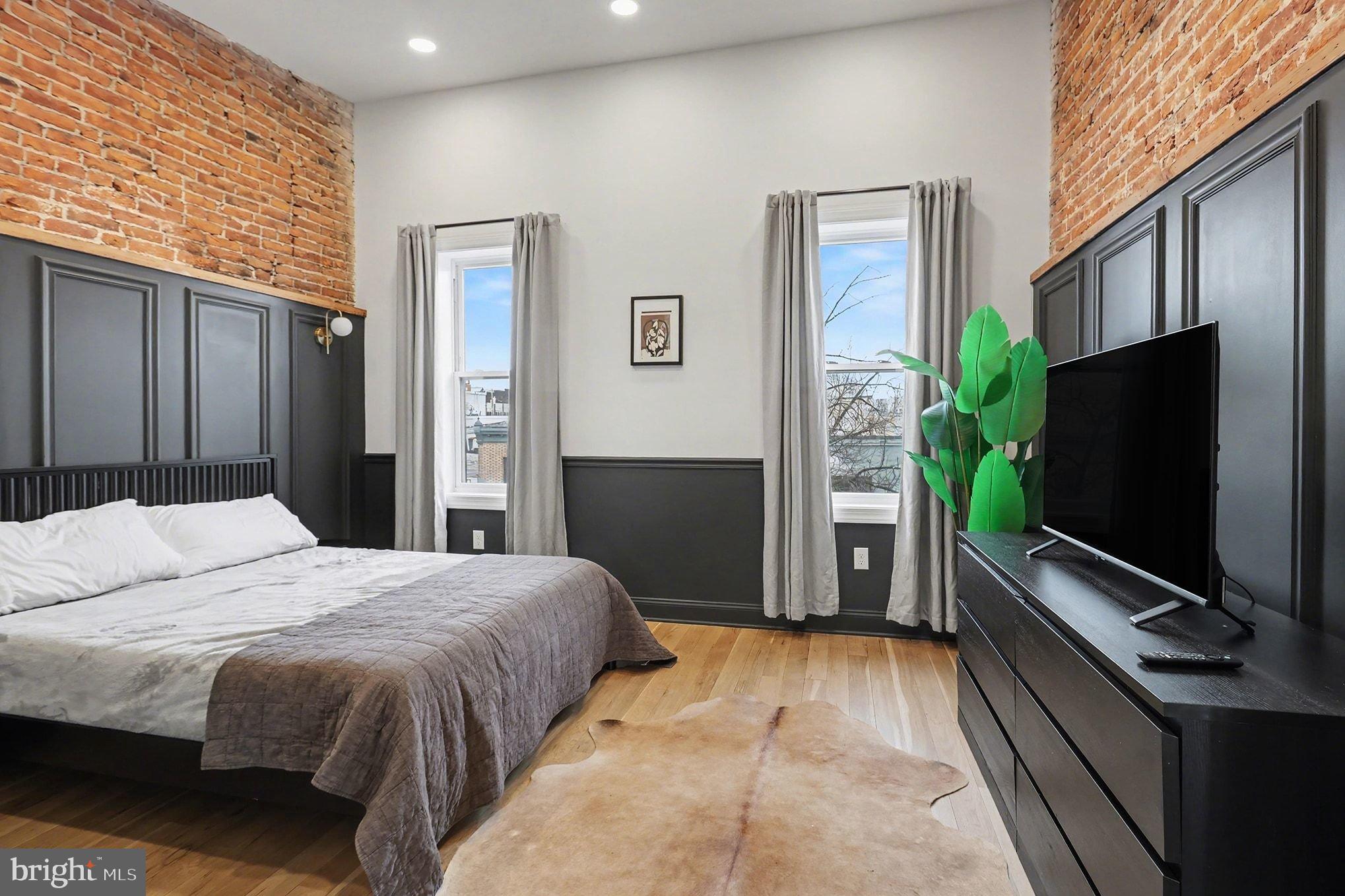 FAIRMOUNT - Residential