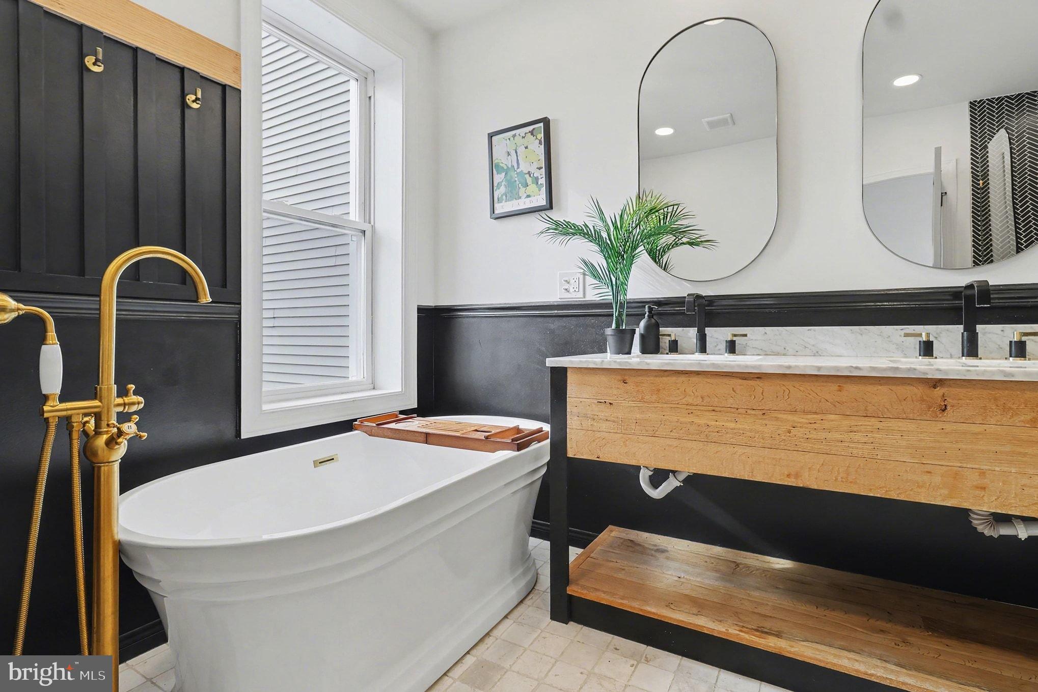 FAIRMOUNT - Residential