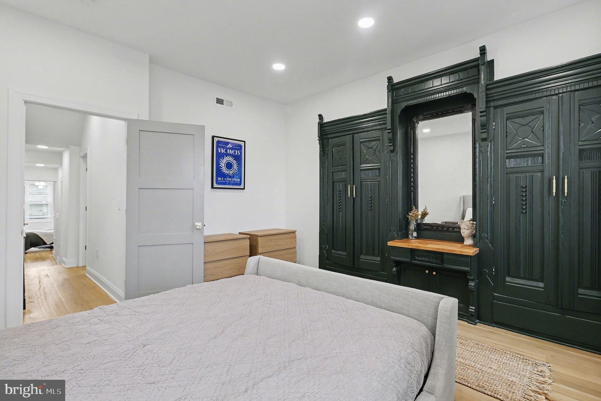 FAIRMOUNT - Residential