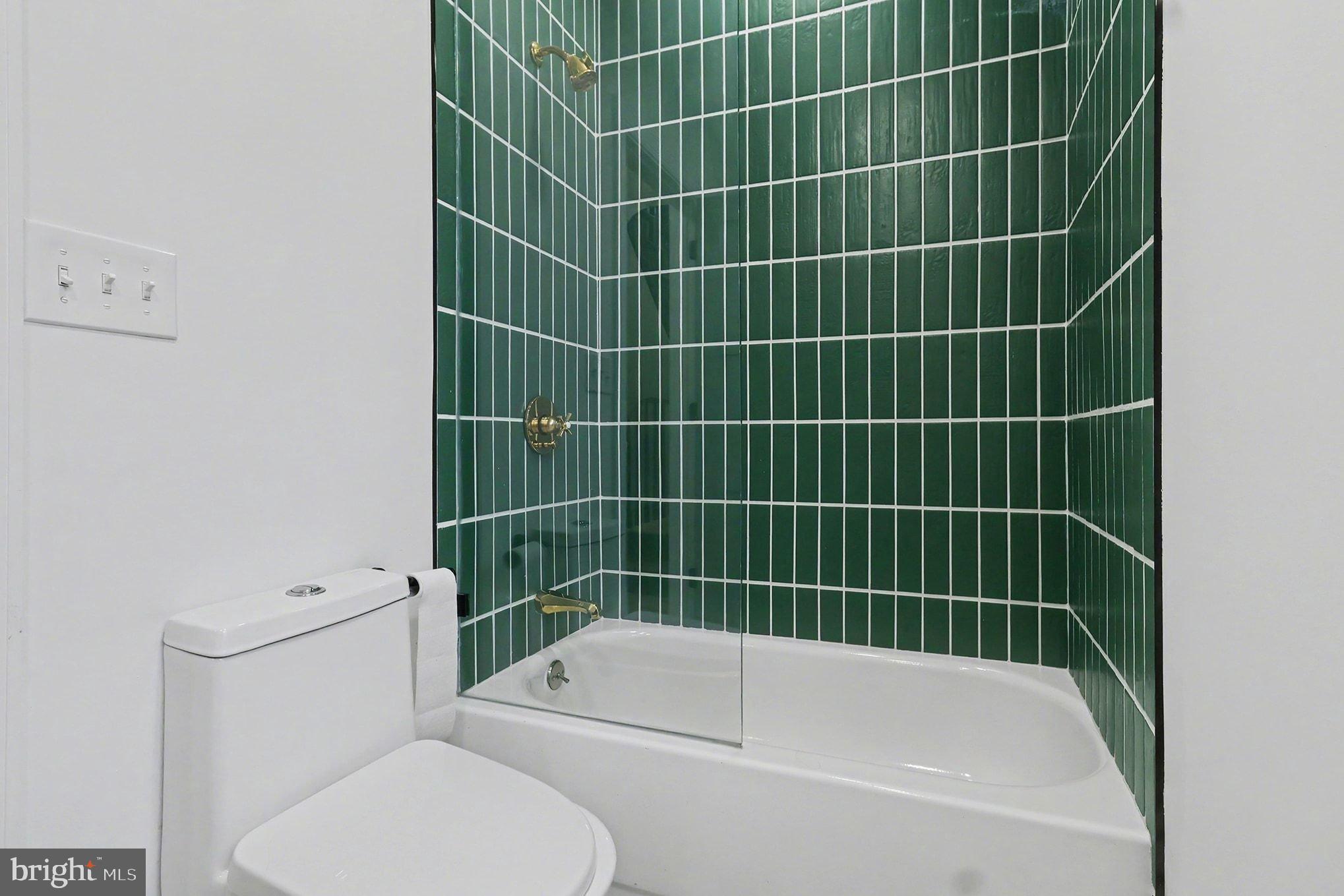 FAIRMOUNT - Residential