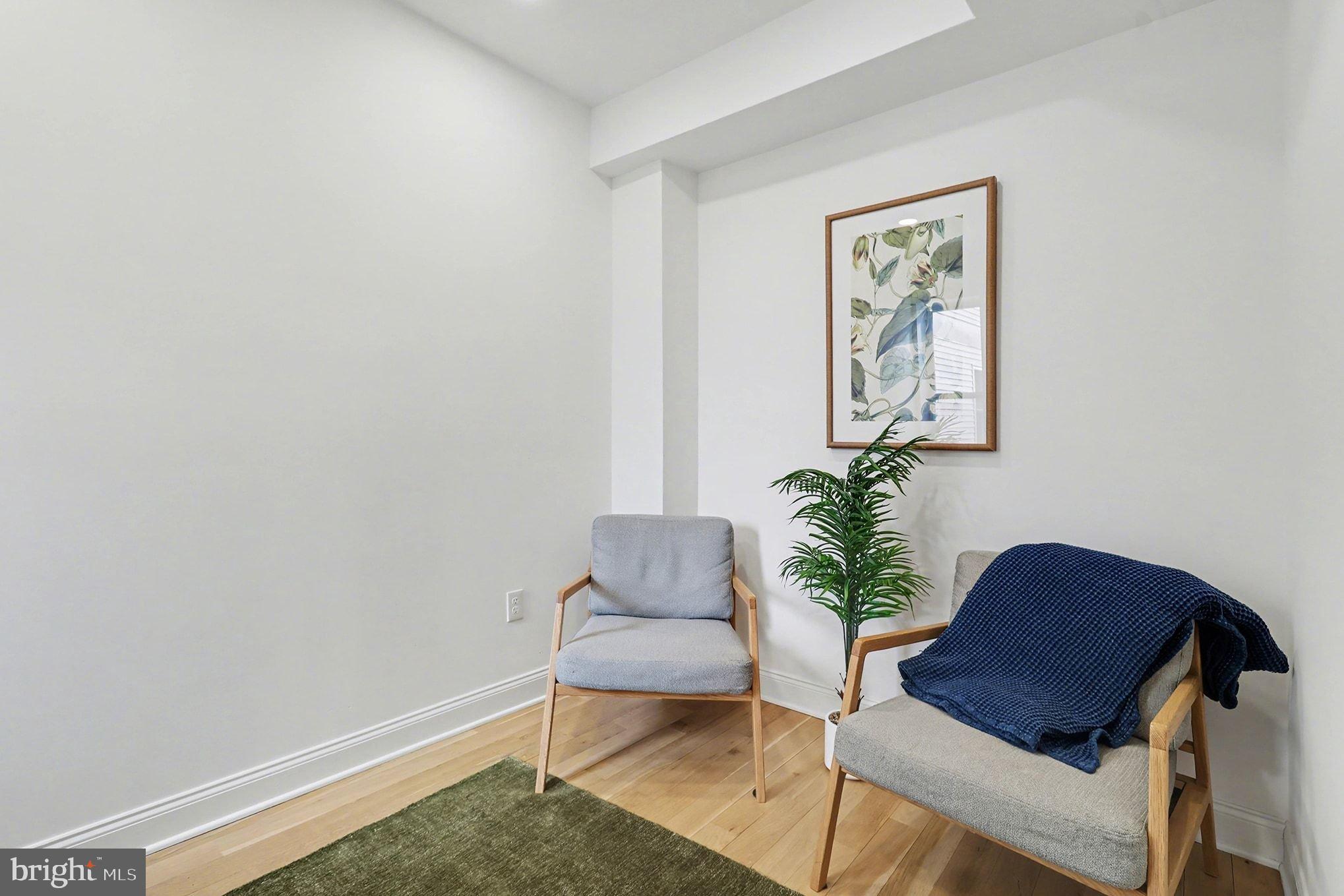 FAIRMOUNT - Residential