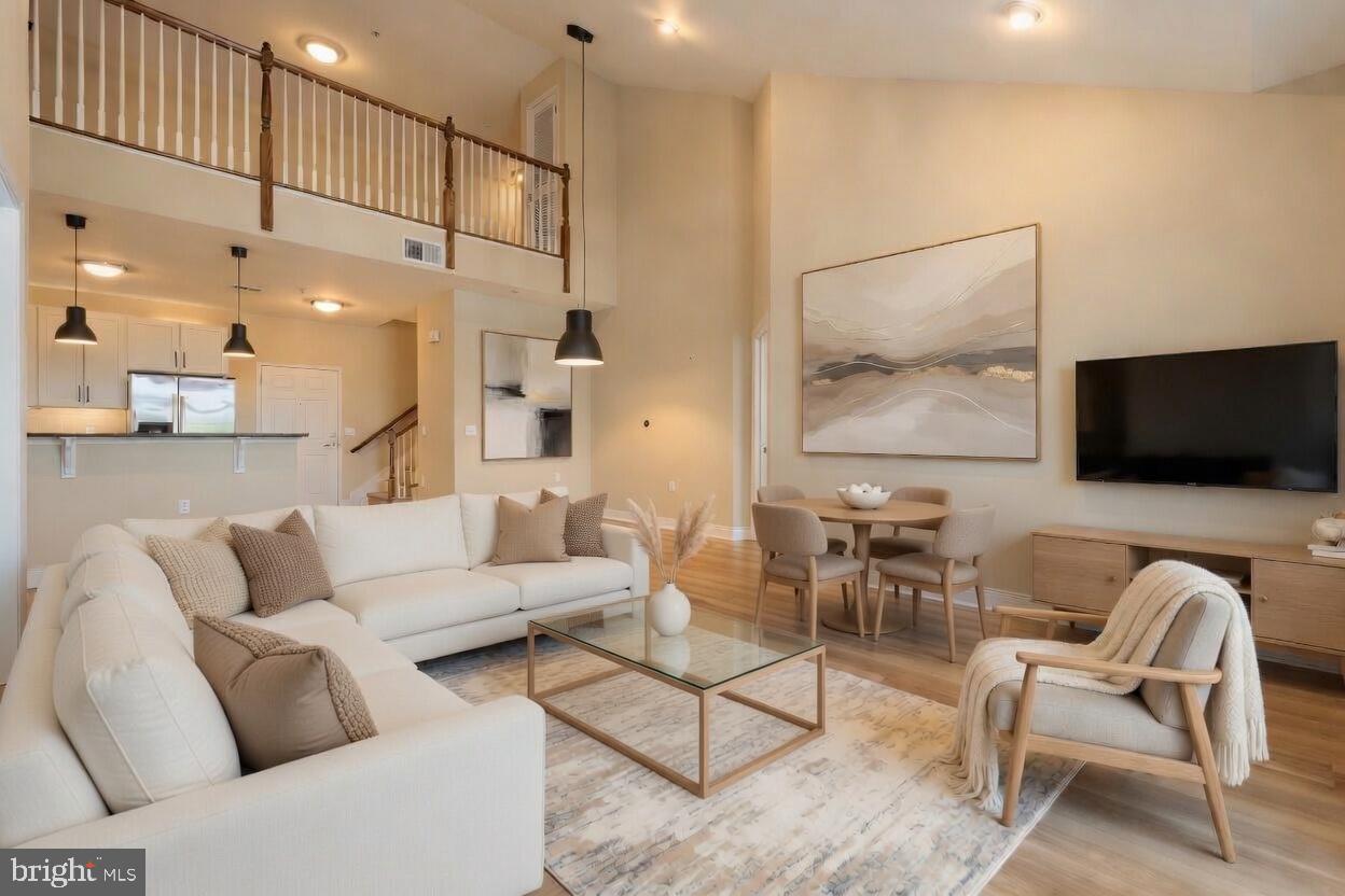 THE GRANDE AT RIVERVIEW - Residential