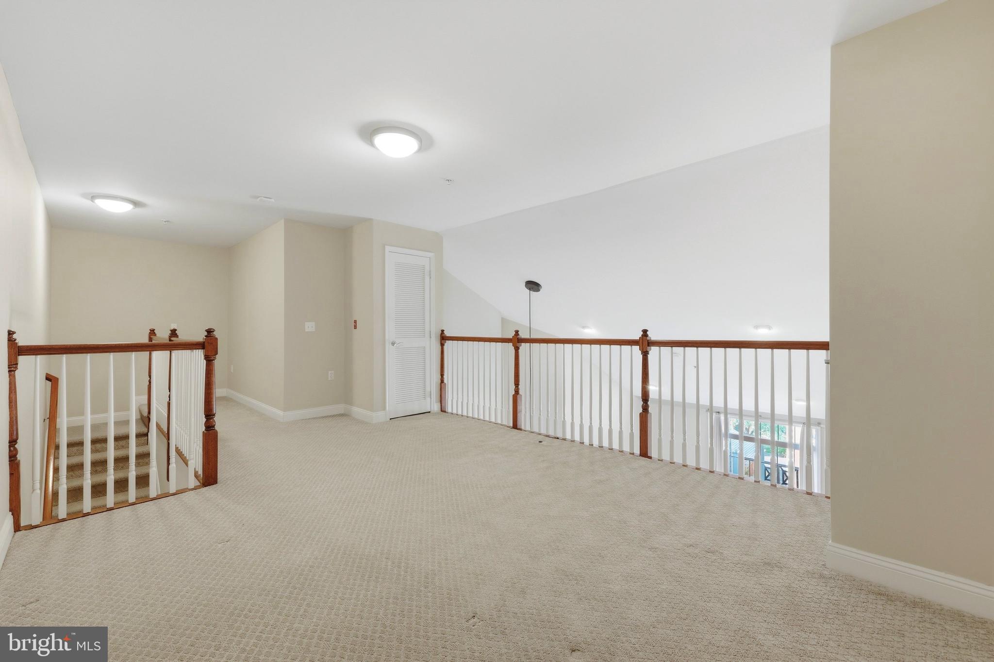 THE GRANDE AT RIVERVIEW - Residential