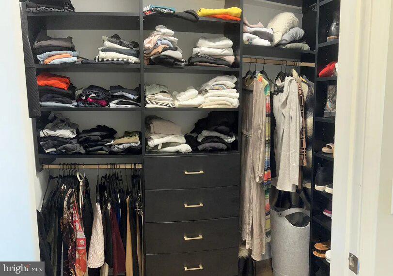 THE GRANDE AT RIVERVIEW - Residential