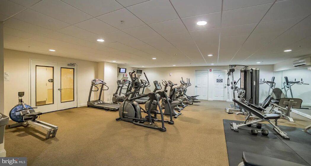 THE GRANDE AT RIVERVIEW - Residential