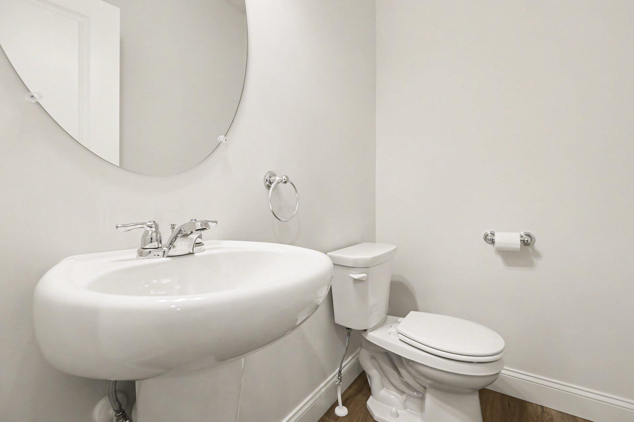 WOODLAND HILLS - Residential