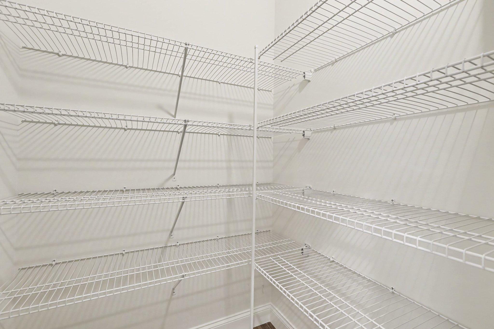 WOODLAND HILLS - Residential