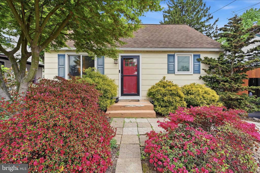 Photo of 809 S 15th Street, COLUMBIA, PA 17512 (MLS # PALA2086532)