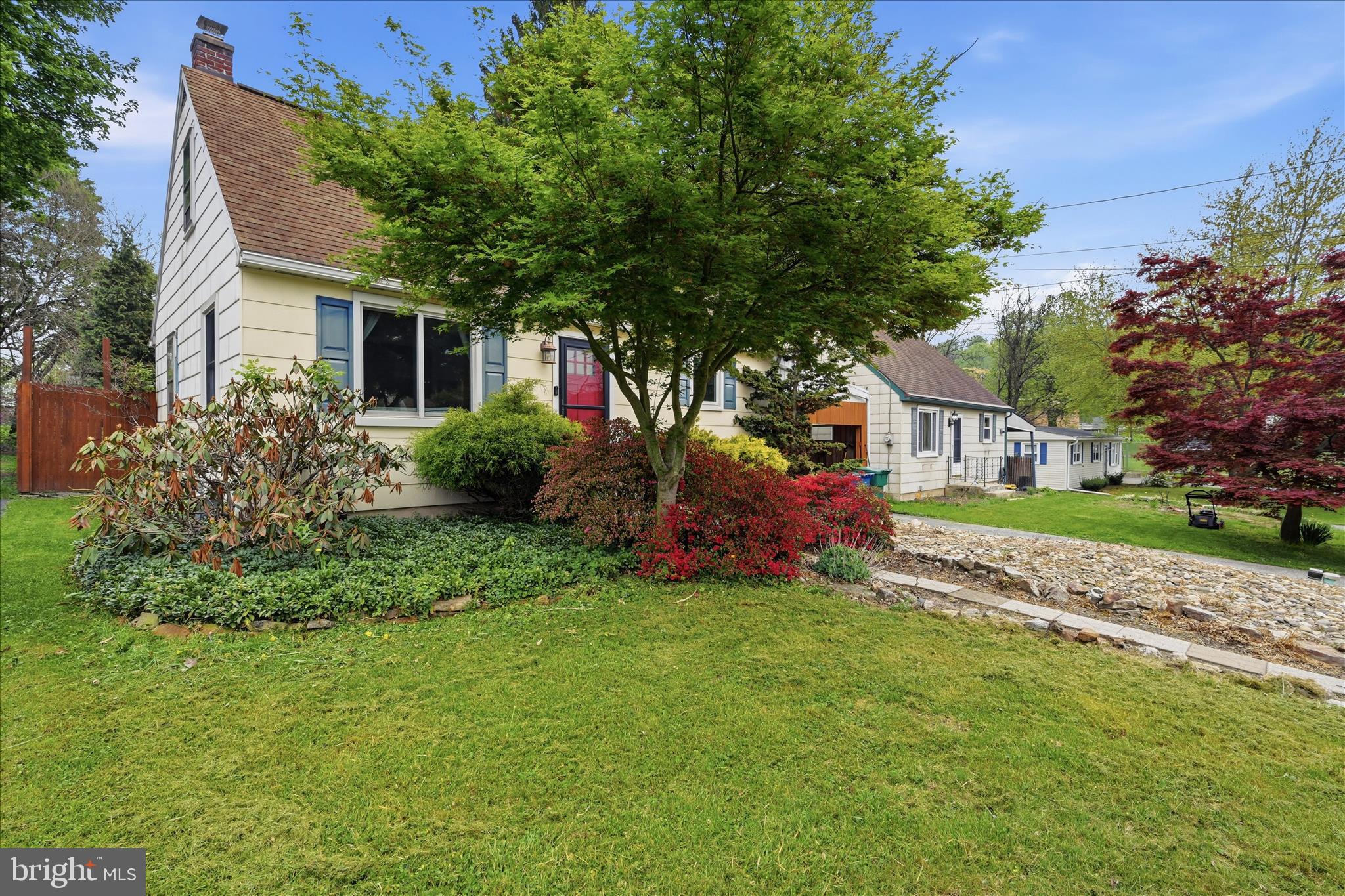 WEST HEMPFIELD - Residential