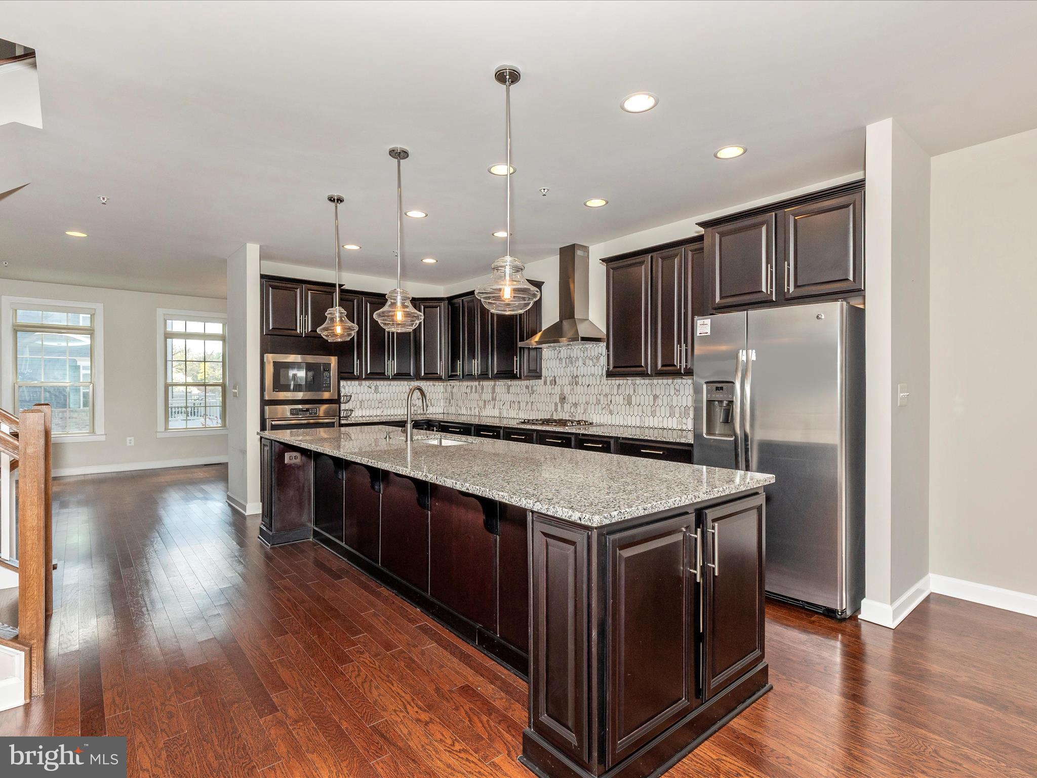 18 WEDGE WAY 14