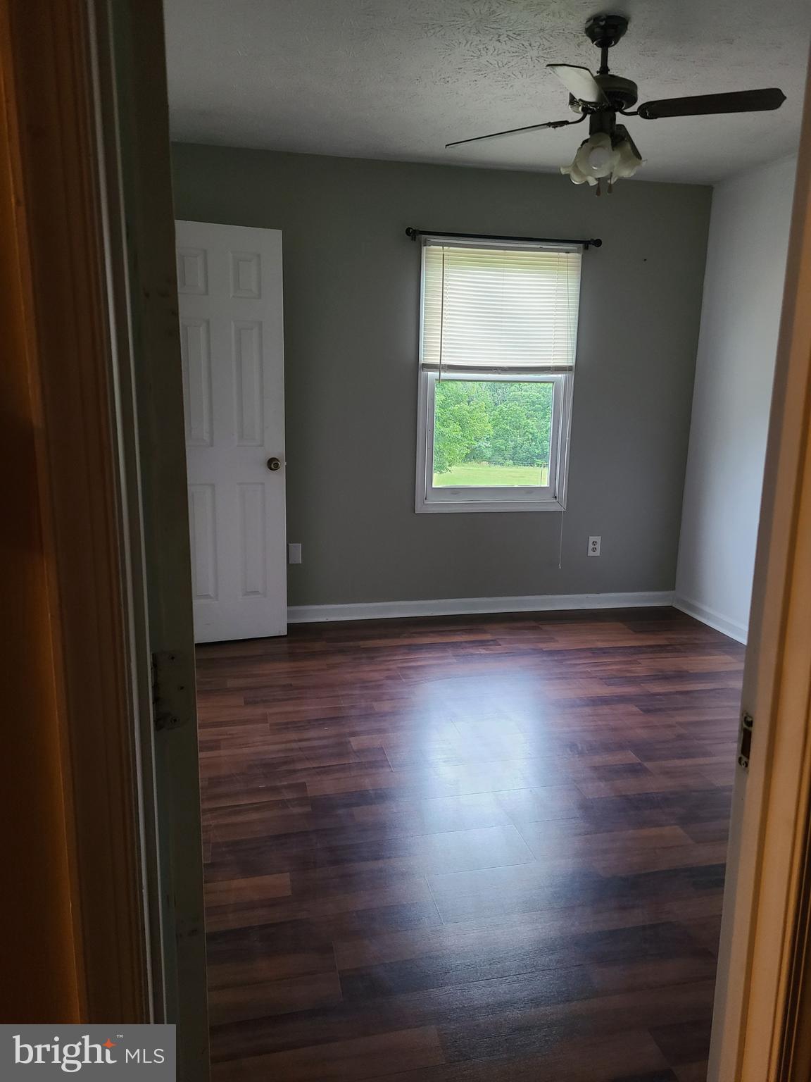 HAMPSHIRE COUNTY - Residential